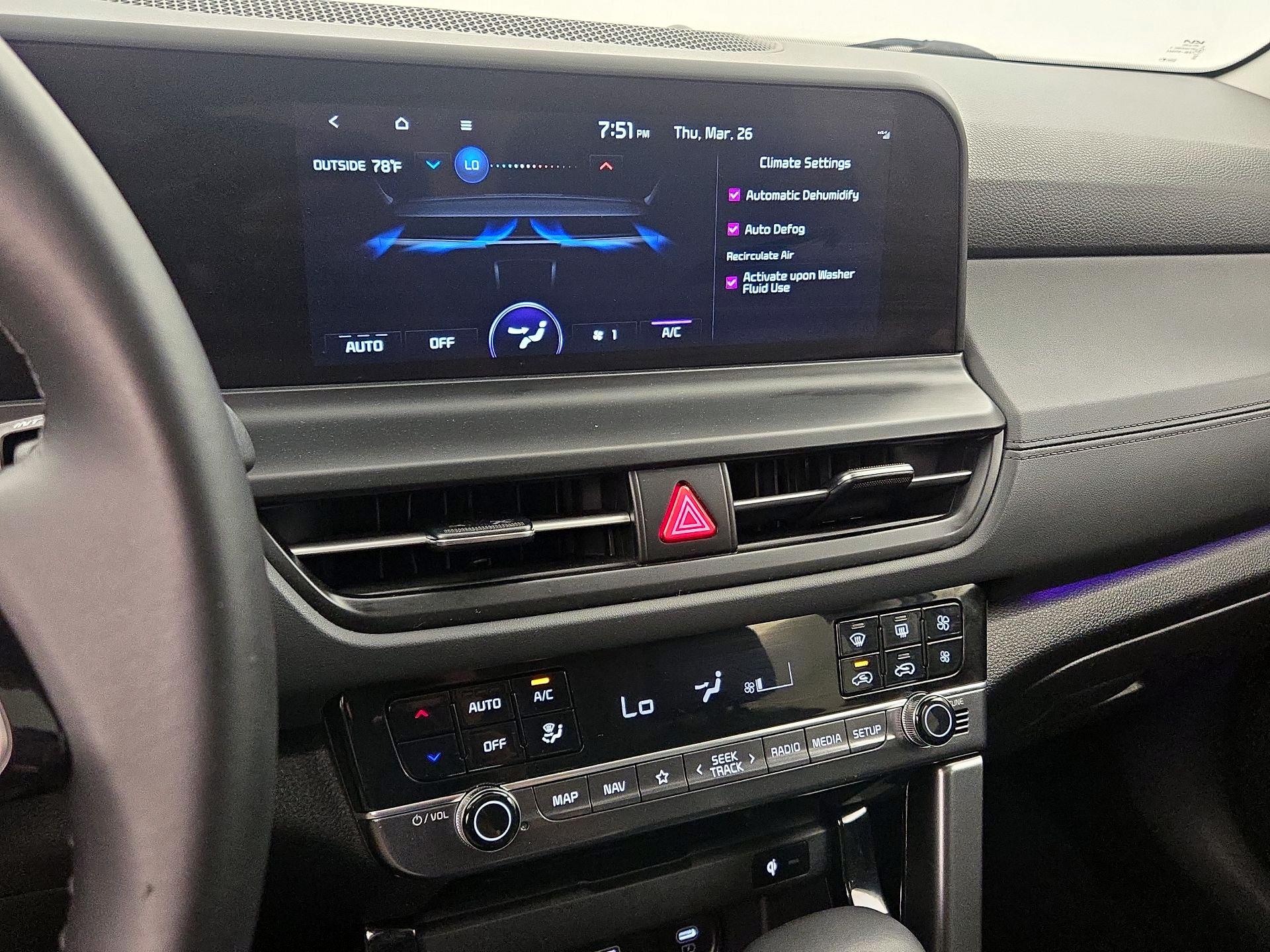 Thumbnail: 2024 Kia Seltos - 17