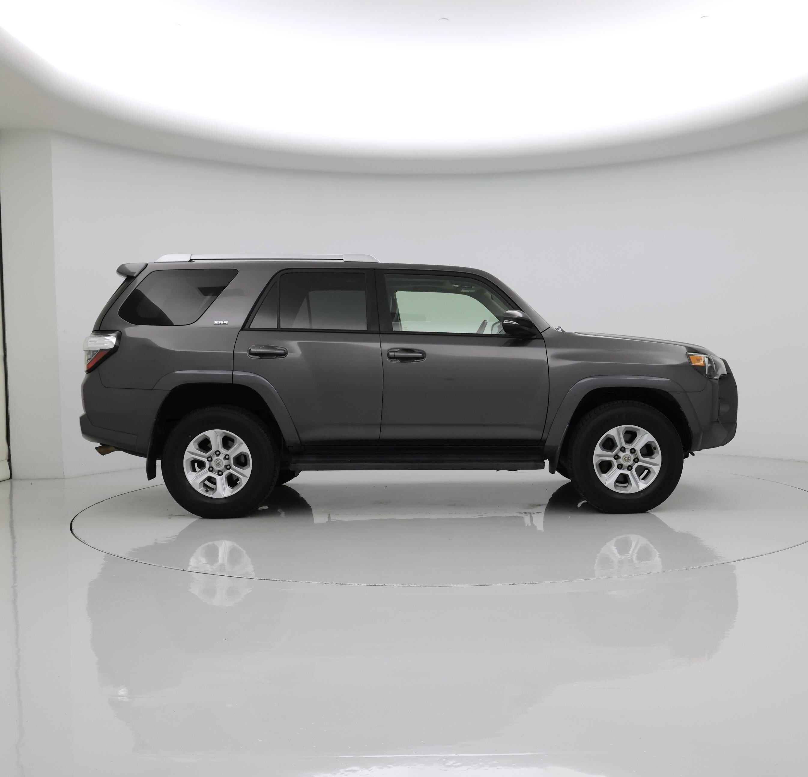 Thumbnail: 2014 Toyota 4Runner - 7