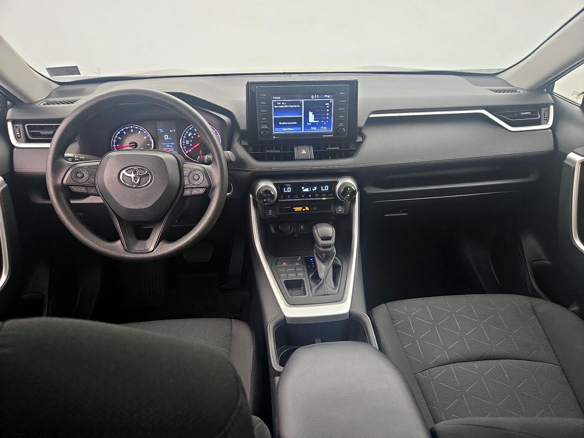 Thumbnail: 2022 Toyota RAV4 - 9