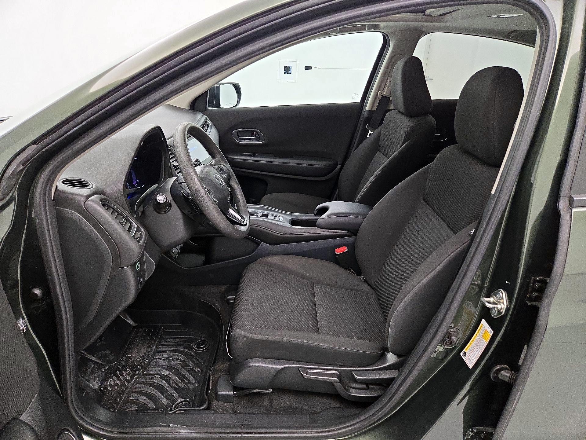 Thumbnail: 2017 Honda HR-V - 11