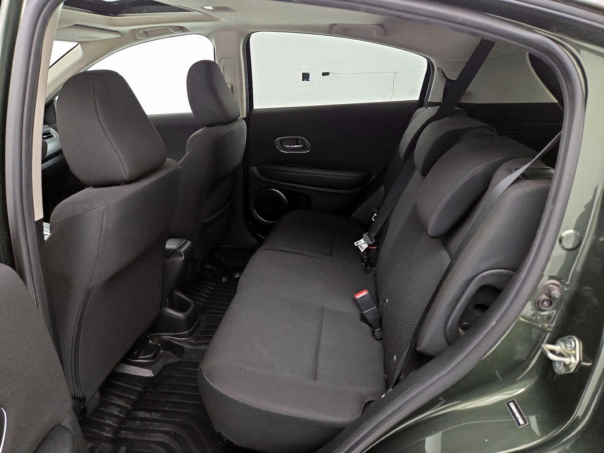 Thumbnail: 2017 Honda HR-V - 20