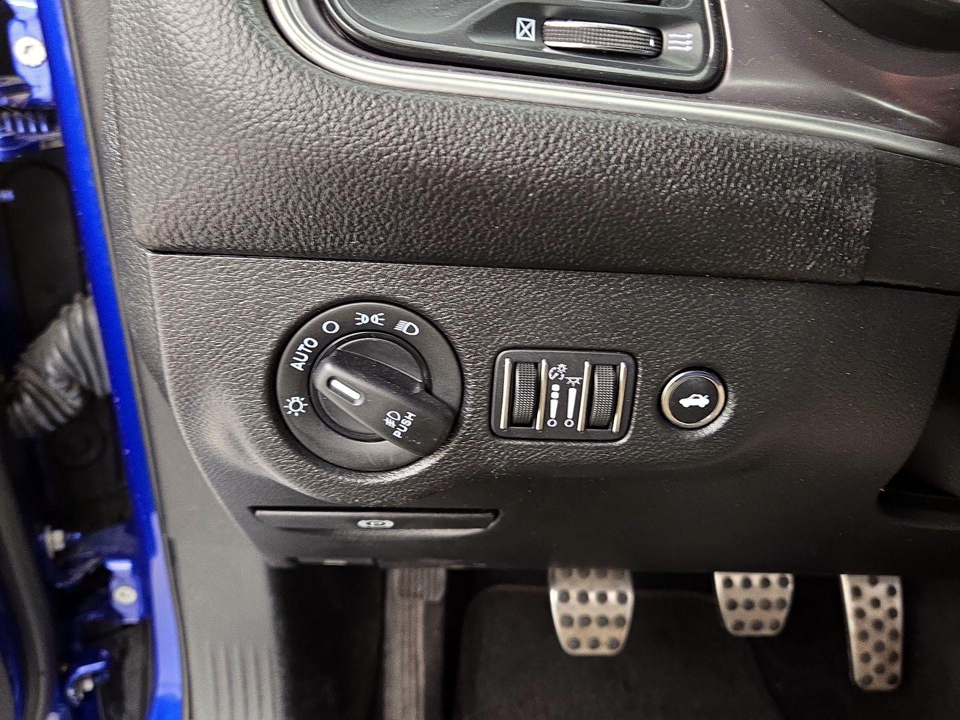 Thumbnail: 2022 Dodge Challenger - 13