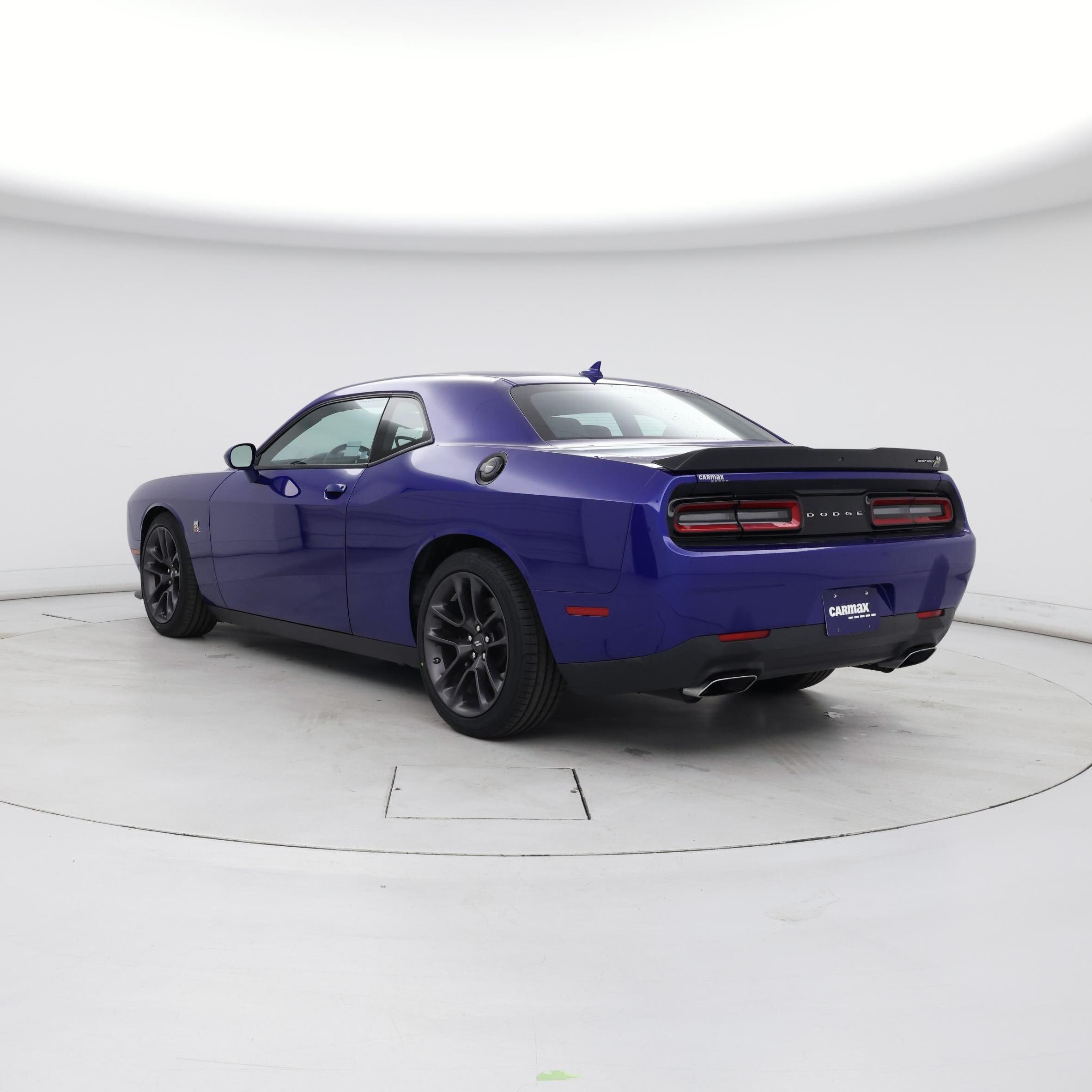 Thumbnail: 2022 Dodge Challenger - 2