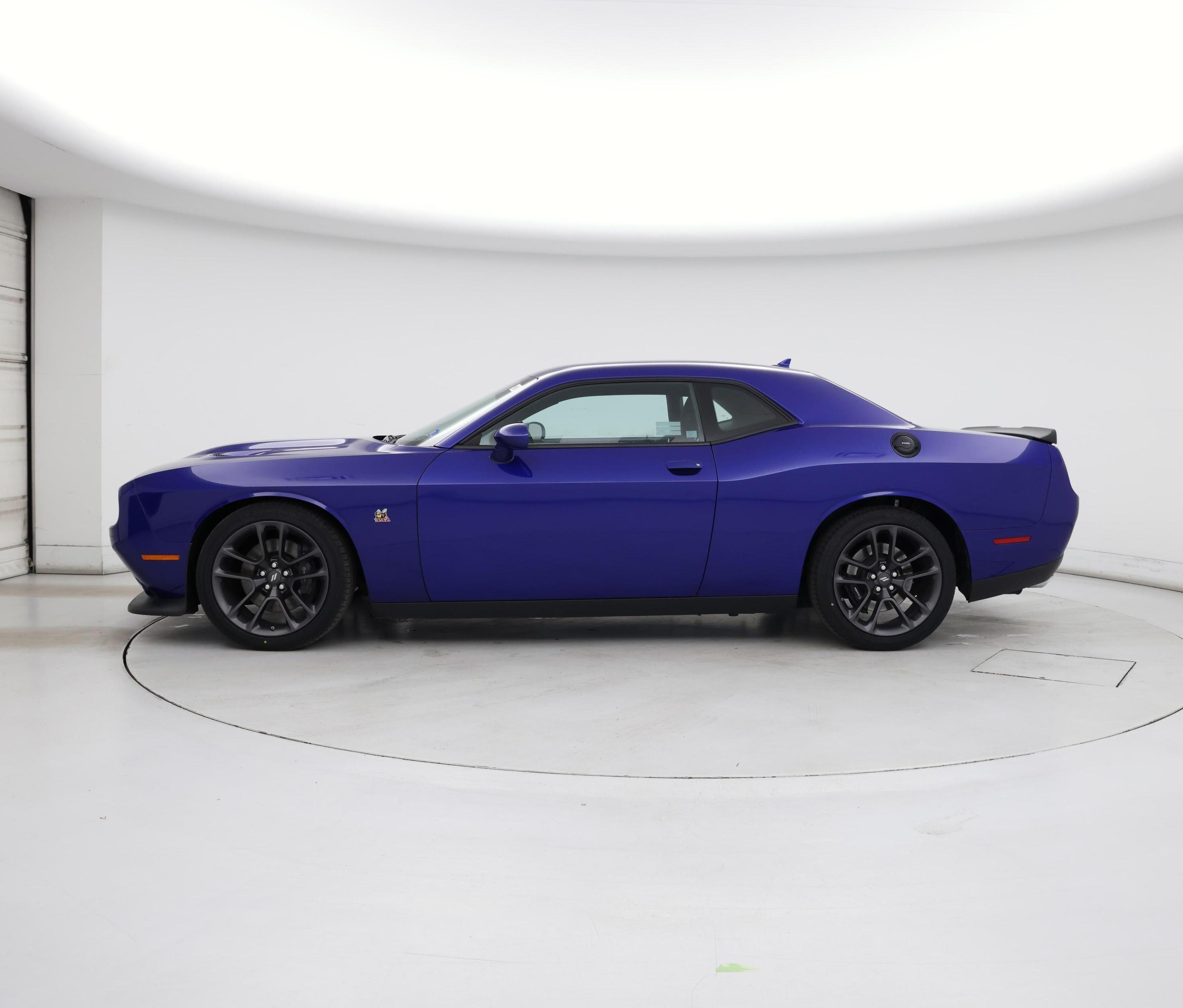 Thumbnail: 2022 Dodge Challenger - 3