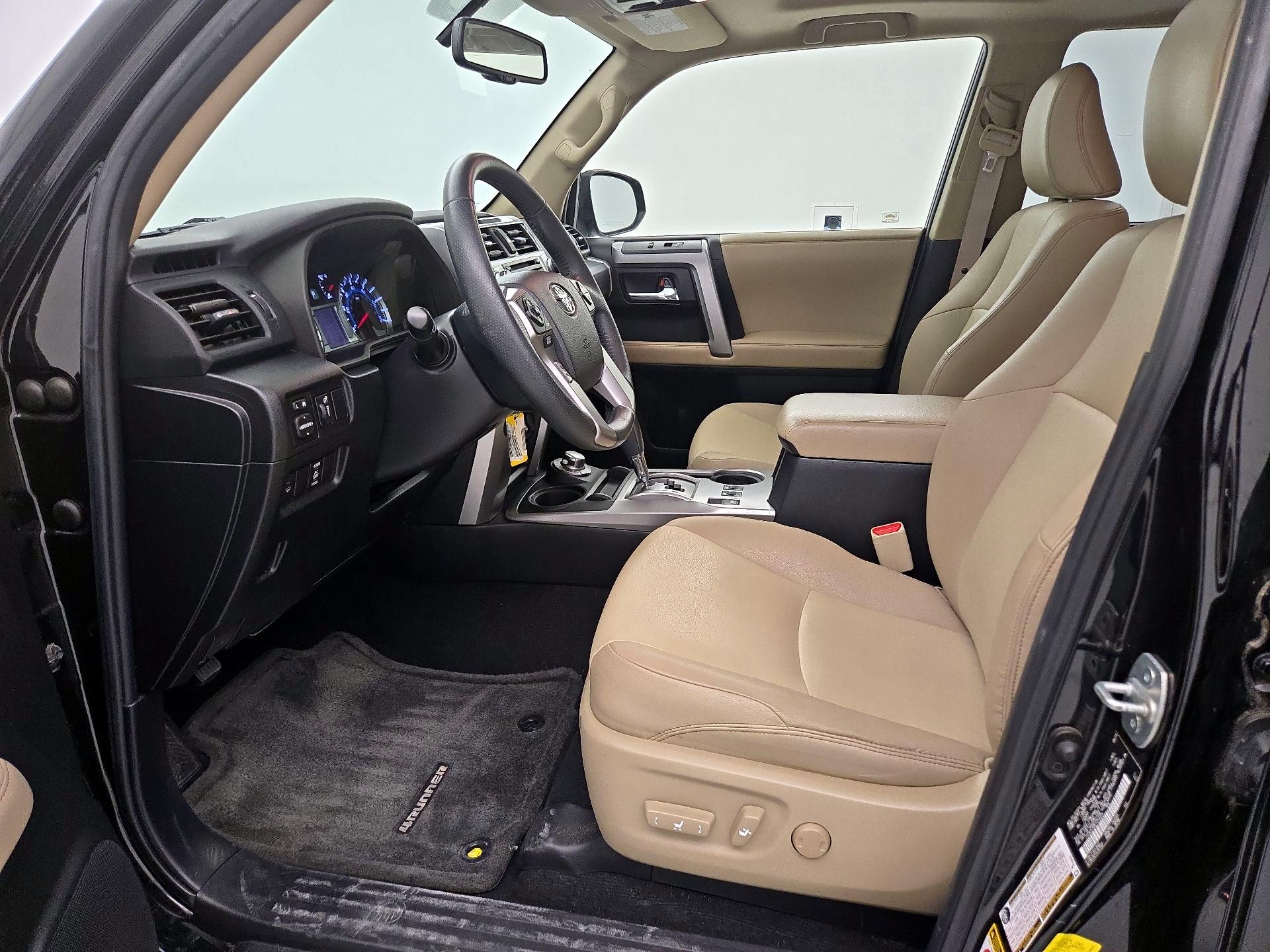 Thumbnail: 2015 Toyota 4Runner - 11