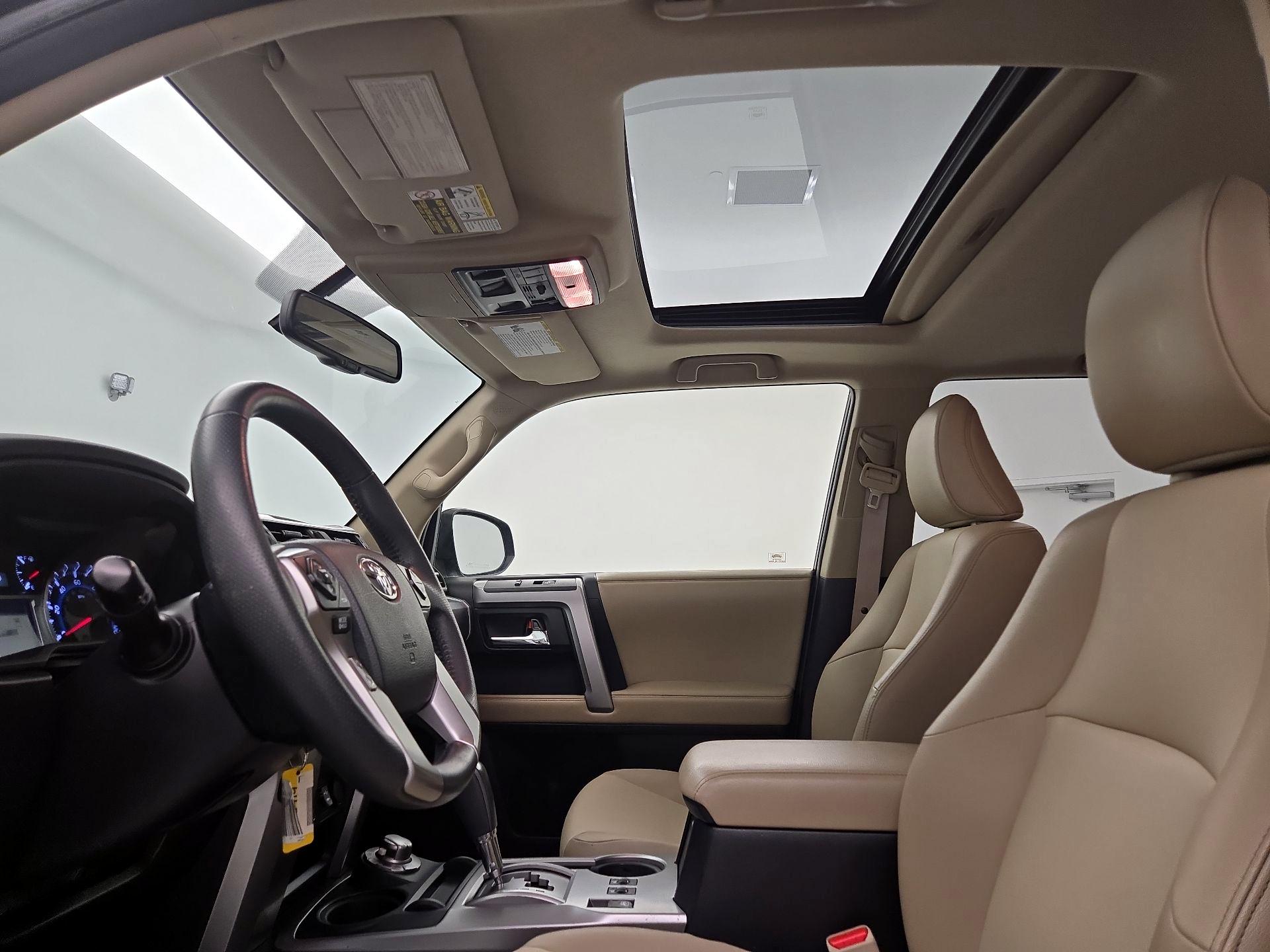 Thumbnail: 2015 Toyota 4Runner - 20