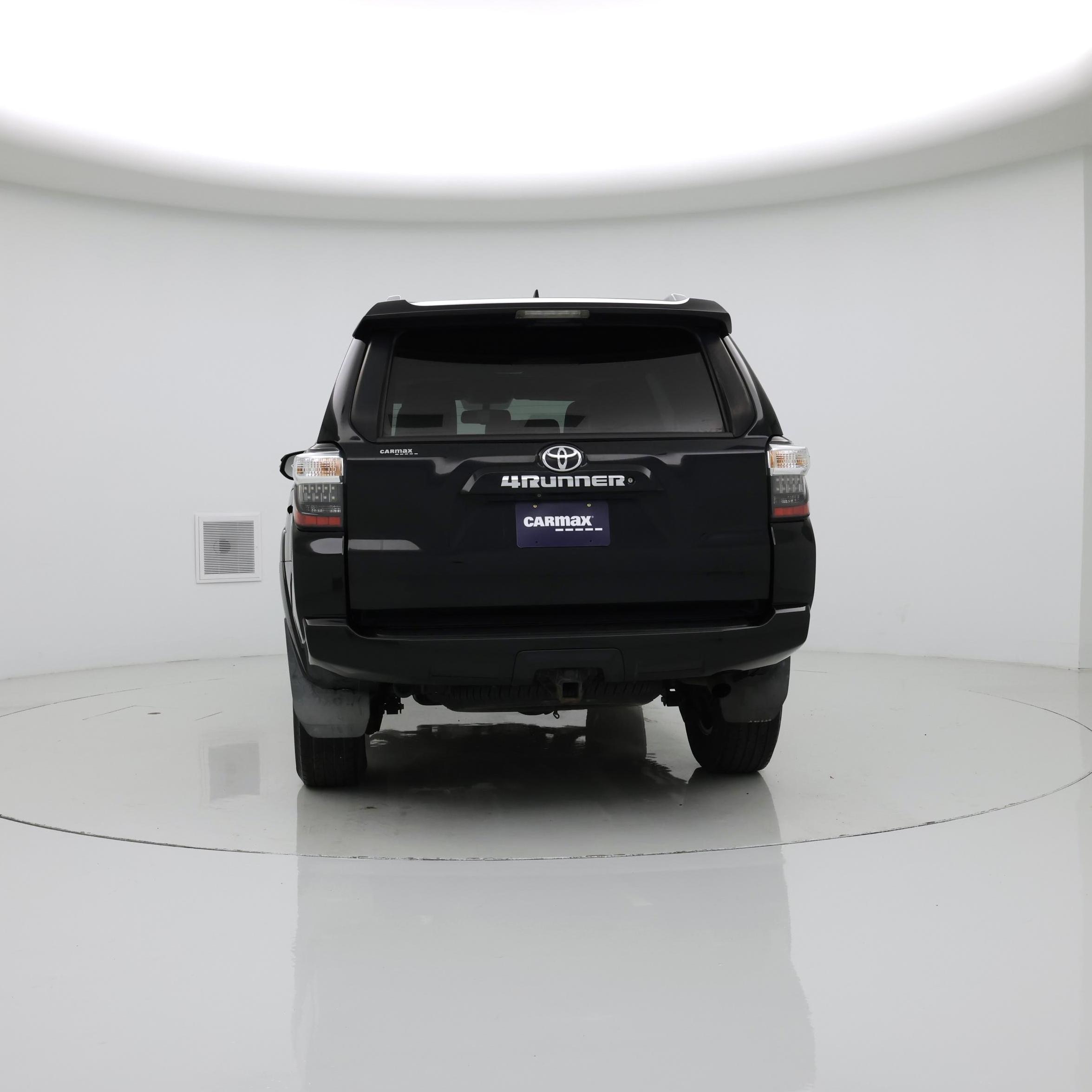Thumbnail: 2015 Toyota 4Runner - 6