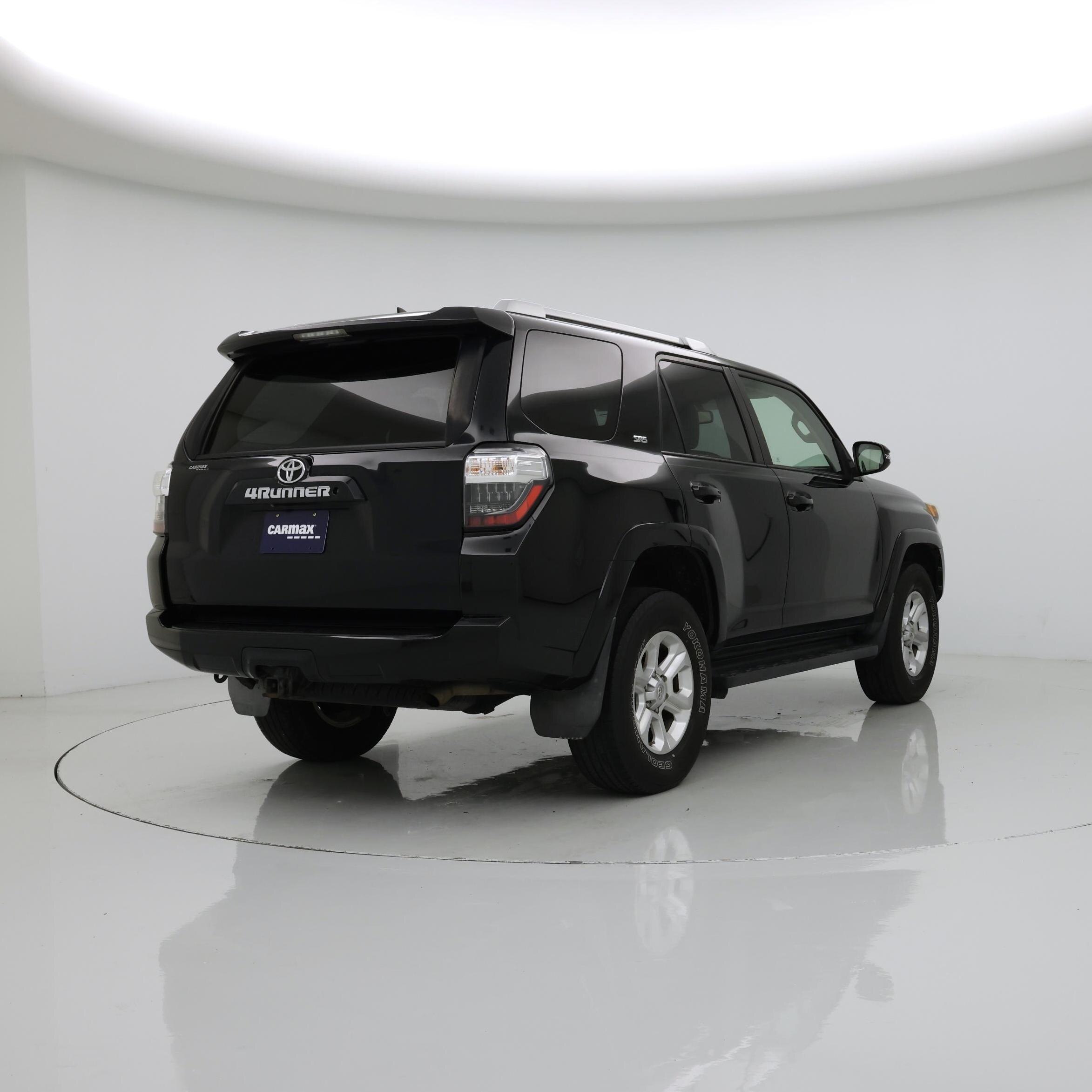 Thumbnail: 2015 Toyota 4Runner - 8
