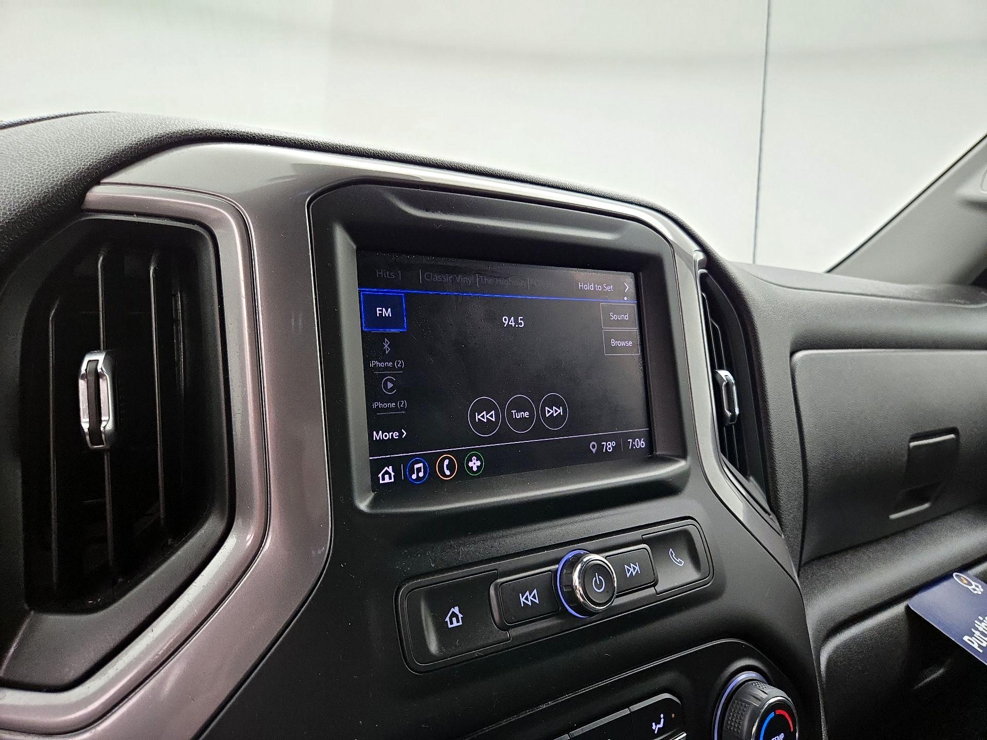 Thumbnail: 2022 Chevrolet Silverado 1500 - 15