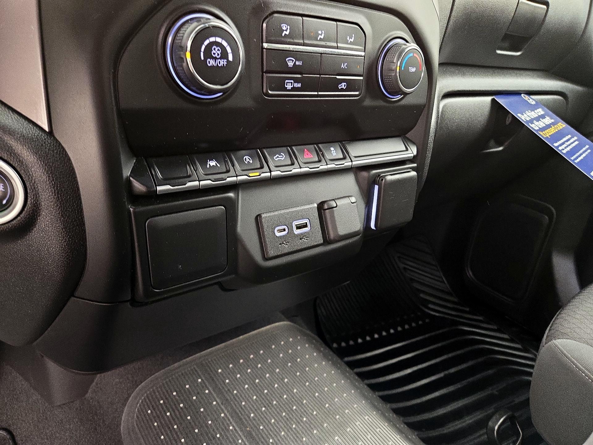 Thumbnail: 2022 Chevrolet Silverado 1500 - 18