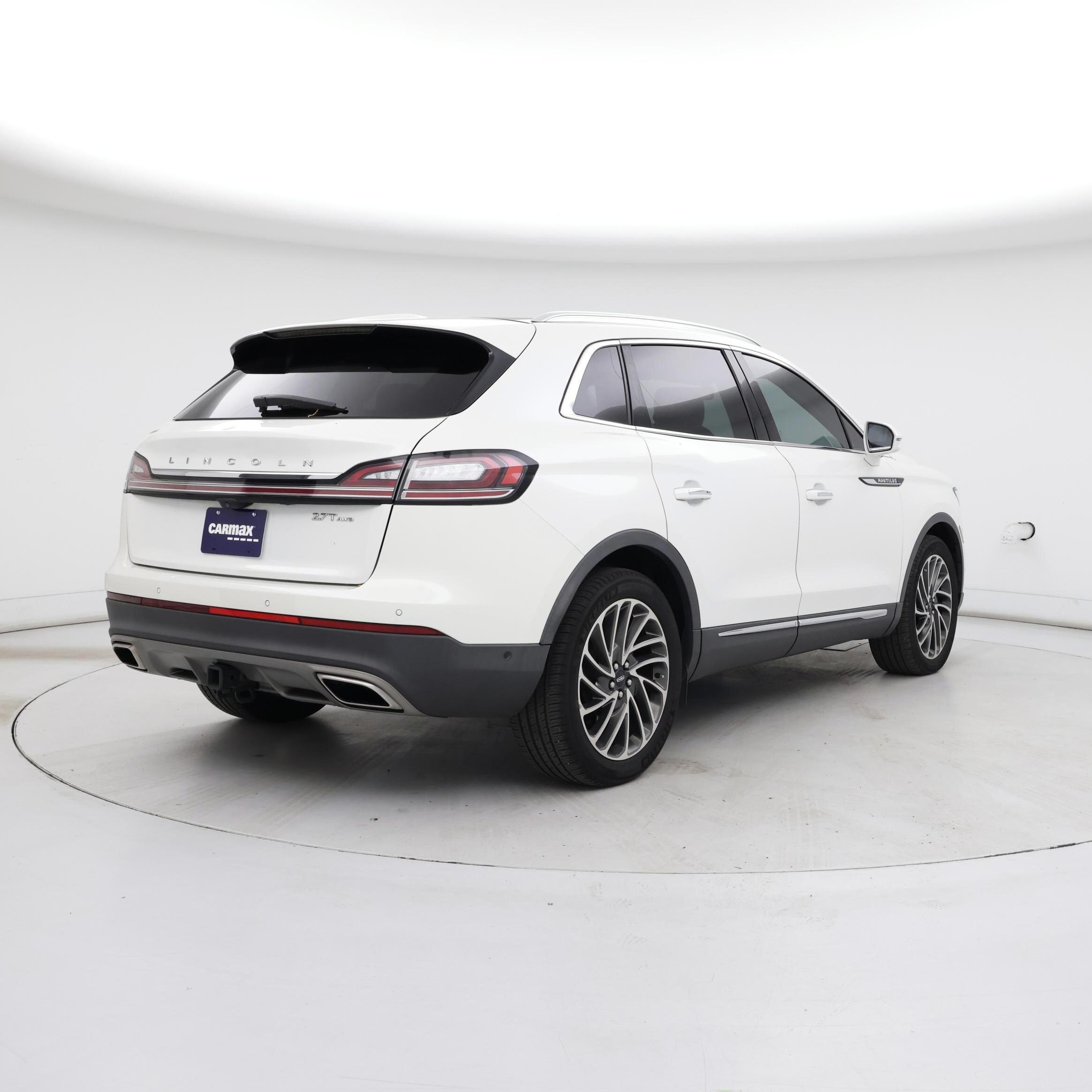 Thumbnail: 2020 Lincoln Nautilus - 8