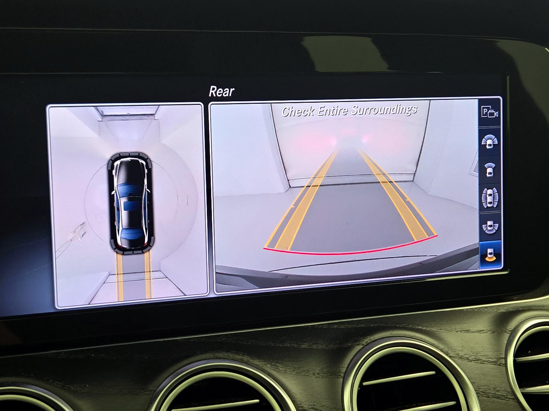 Thumbnail: 2019 Mercedes-Benz E-Class - 15
