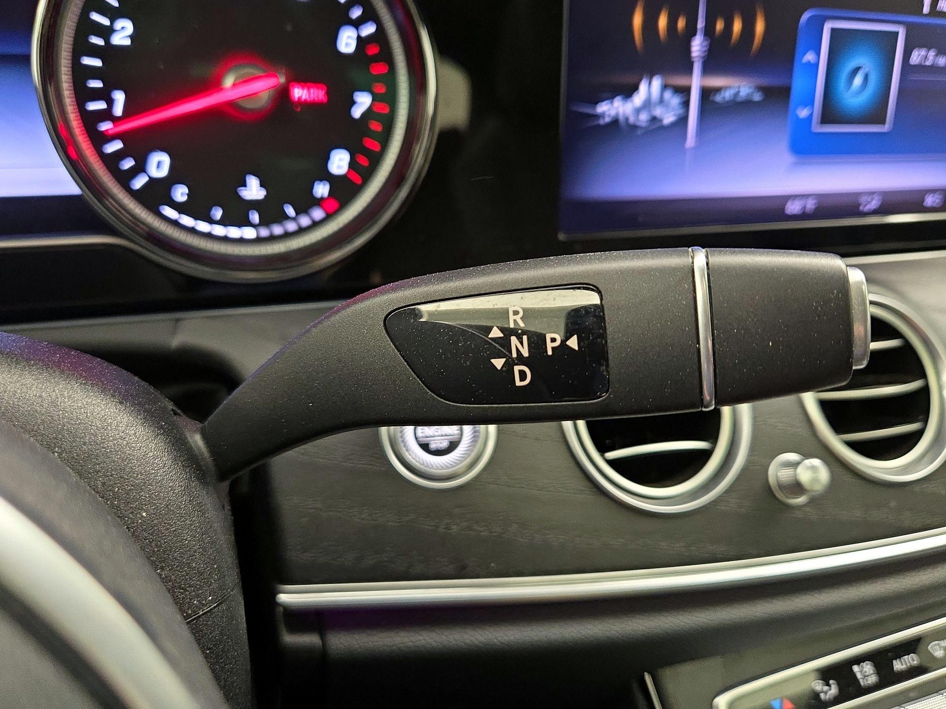 Thumbnail: 2019 Mercedes-Benz E-Class - 18