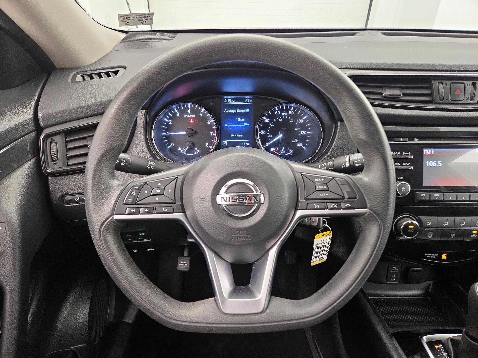 Thumbnail: 2017 Nissan Rogue - 10