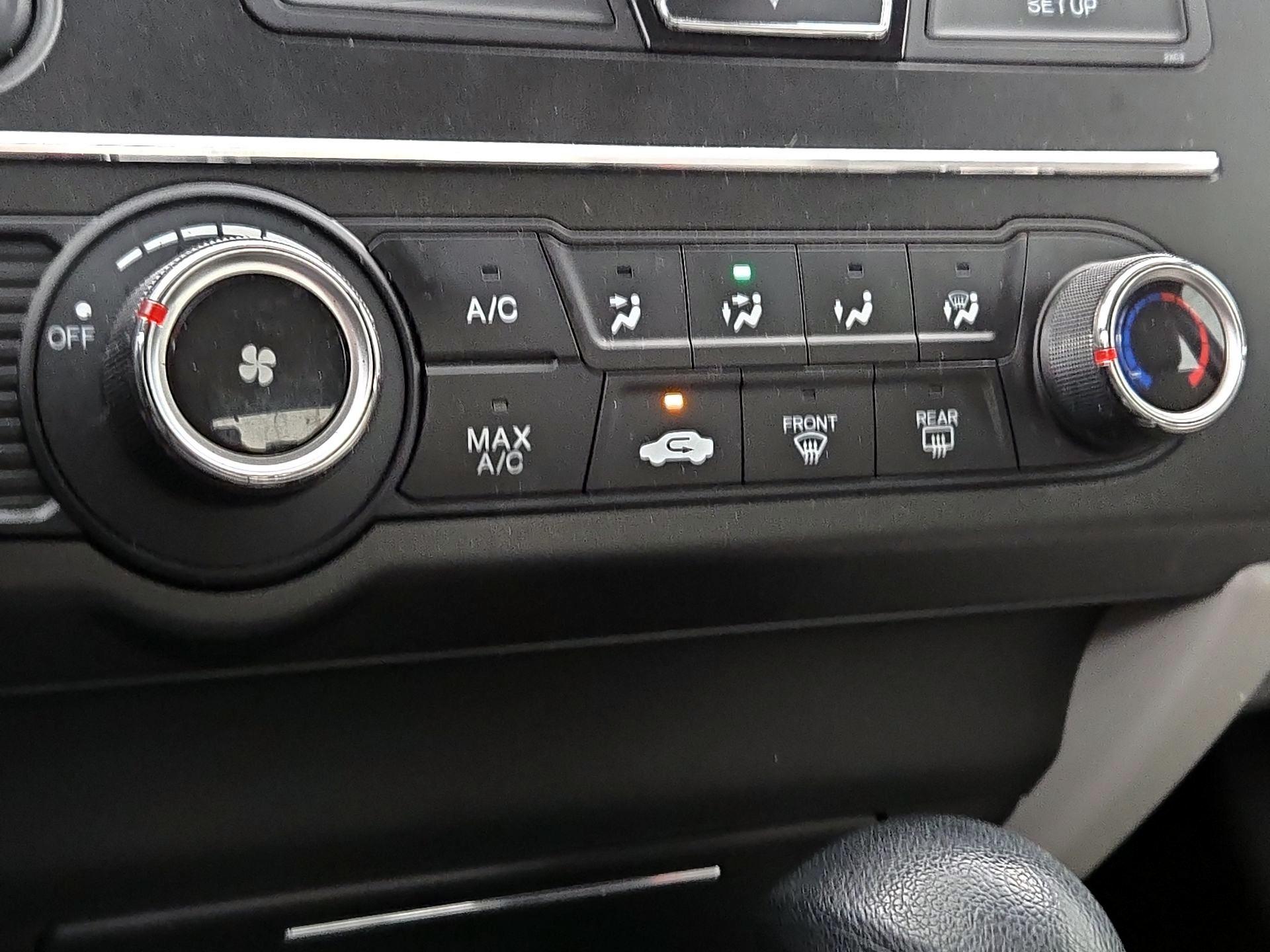 Thumbnail: 2015 Honda Civic - 16