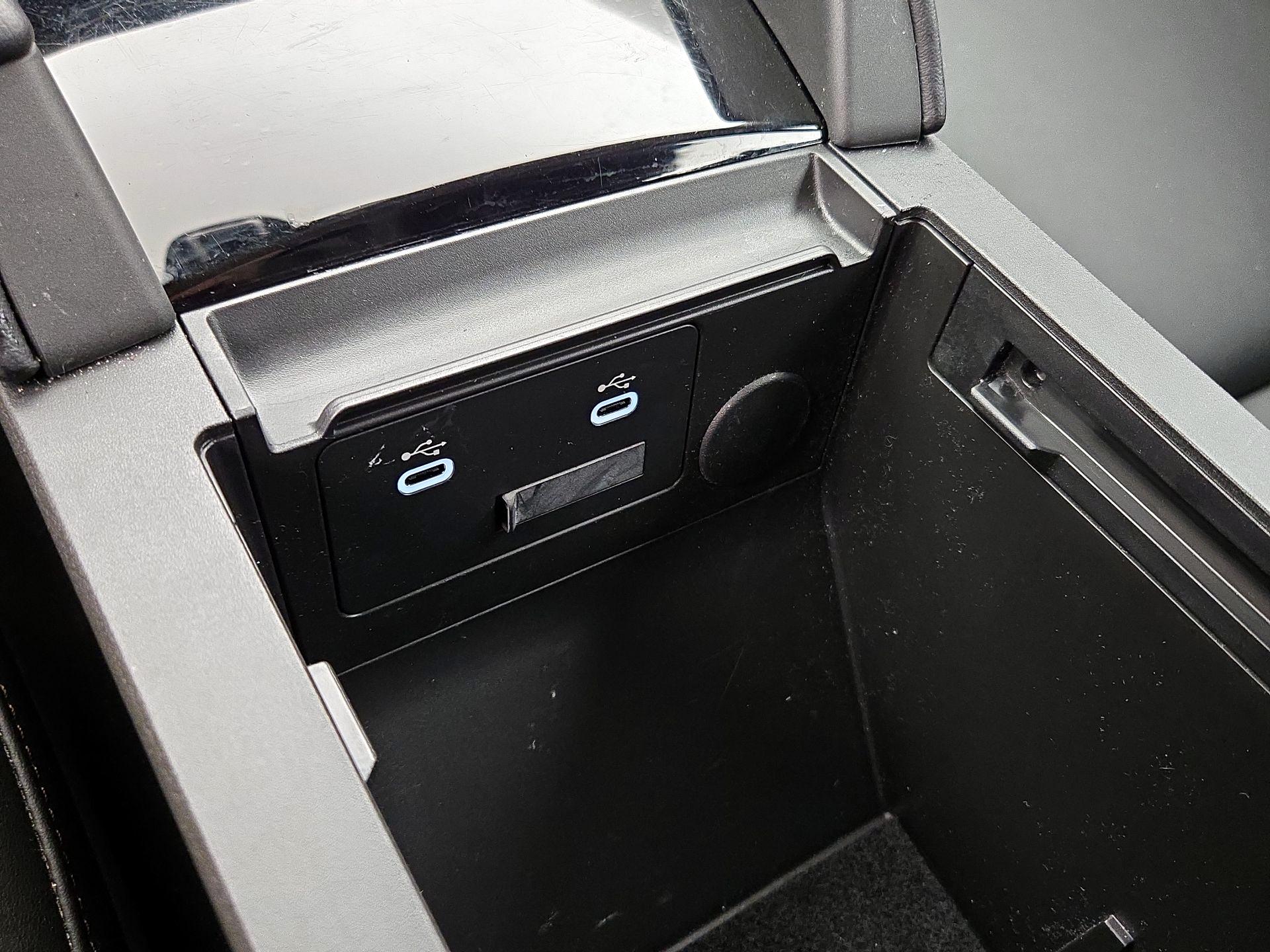 Thumbnail: 2025 Mazda Mazda3 - 18