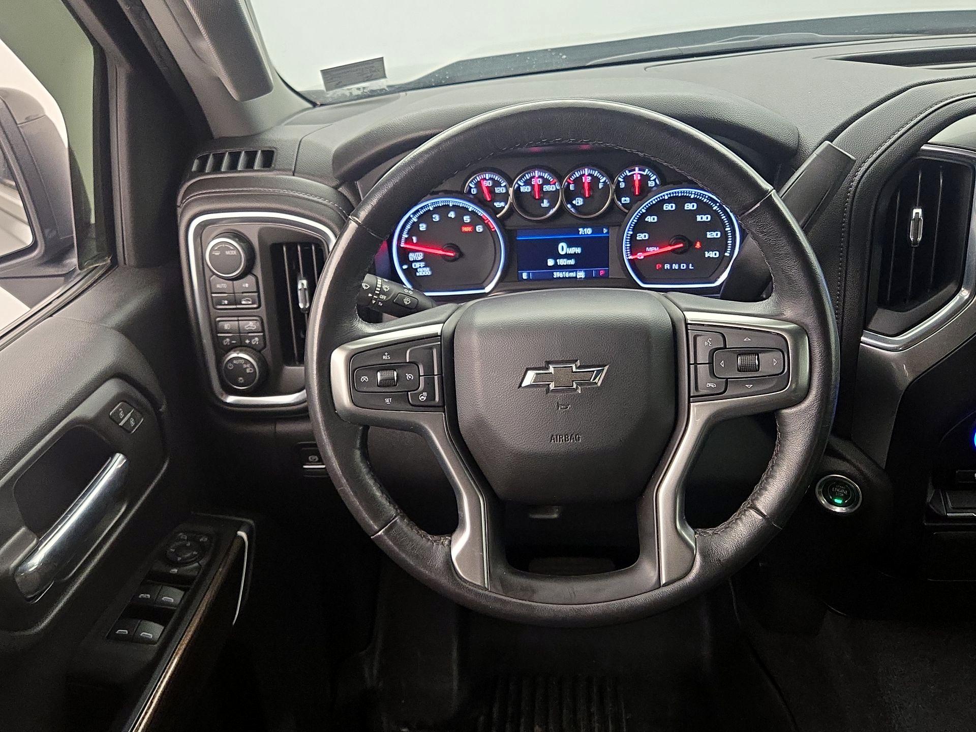 Thumbnail: 2020 Chevrolet Silverado 1500 - 10