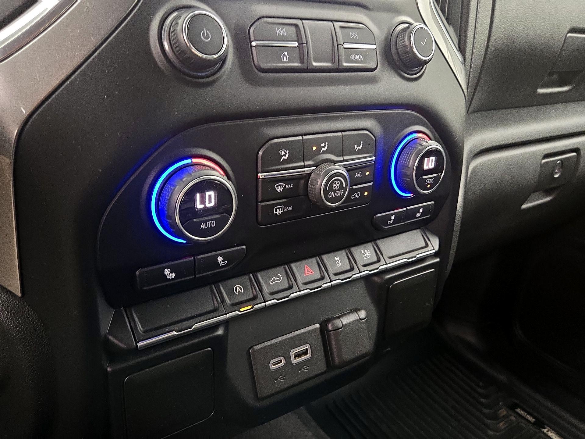 Thumbnail: 2020 Chevrolet Silverado 1500 - 16