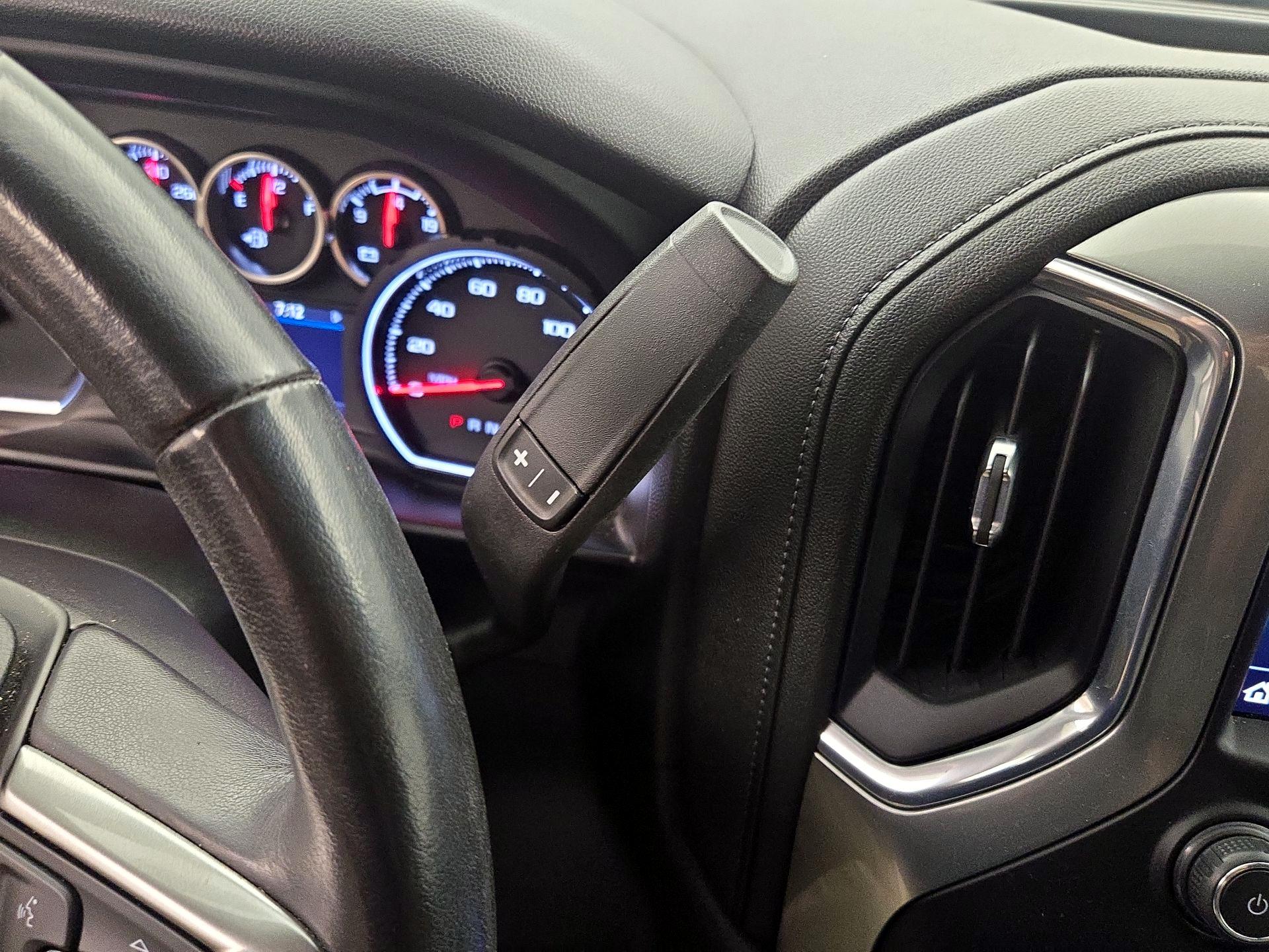 Thumbnail: 2020 Chevrolet Silverado 1500 - 17