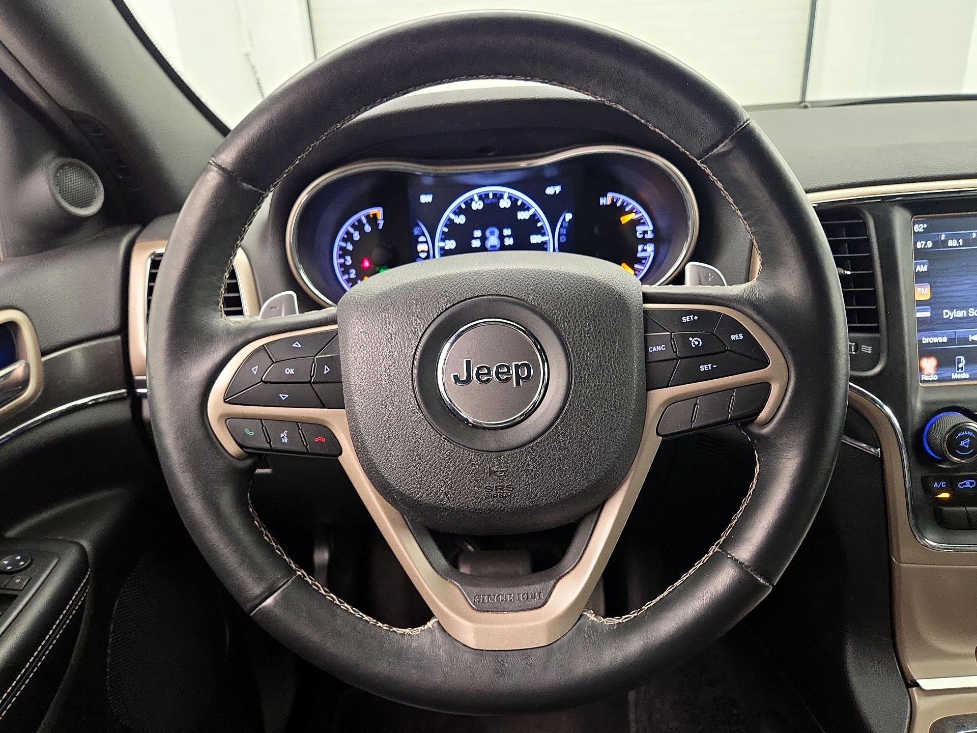 Thumbnail: 2017 Jeep Grand Cherokee - 10