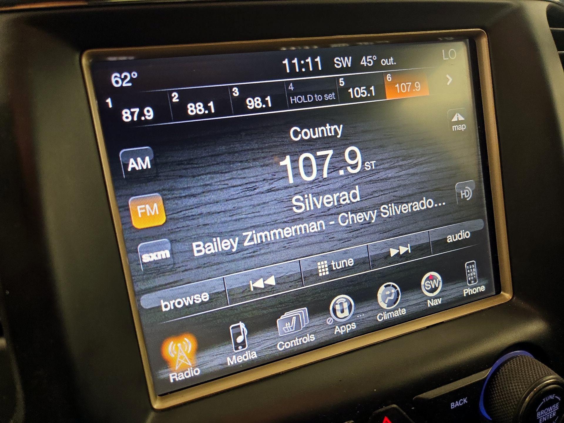 Thumbnail: 2017 Jeep Grand Cherokee - 16