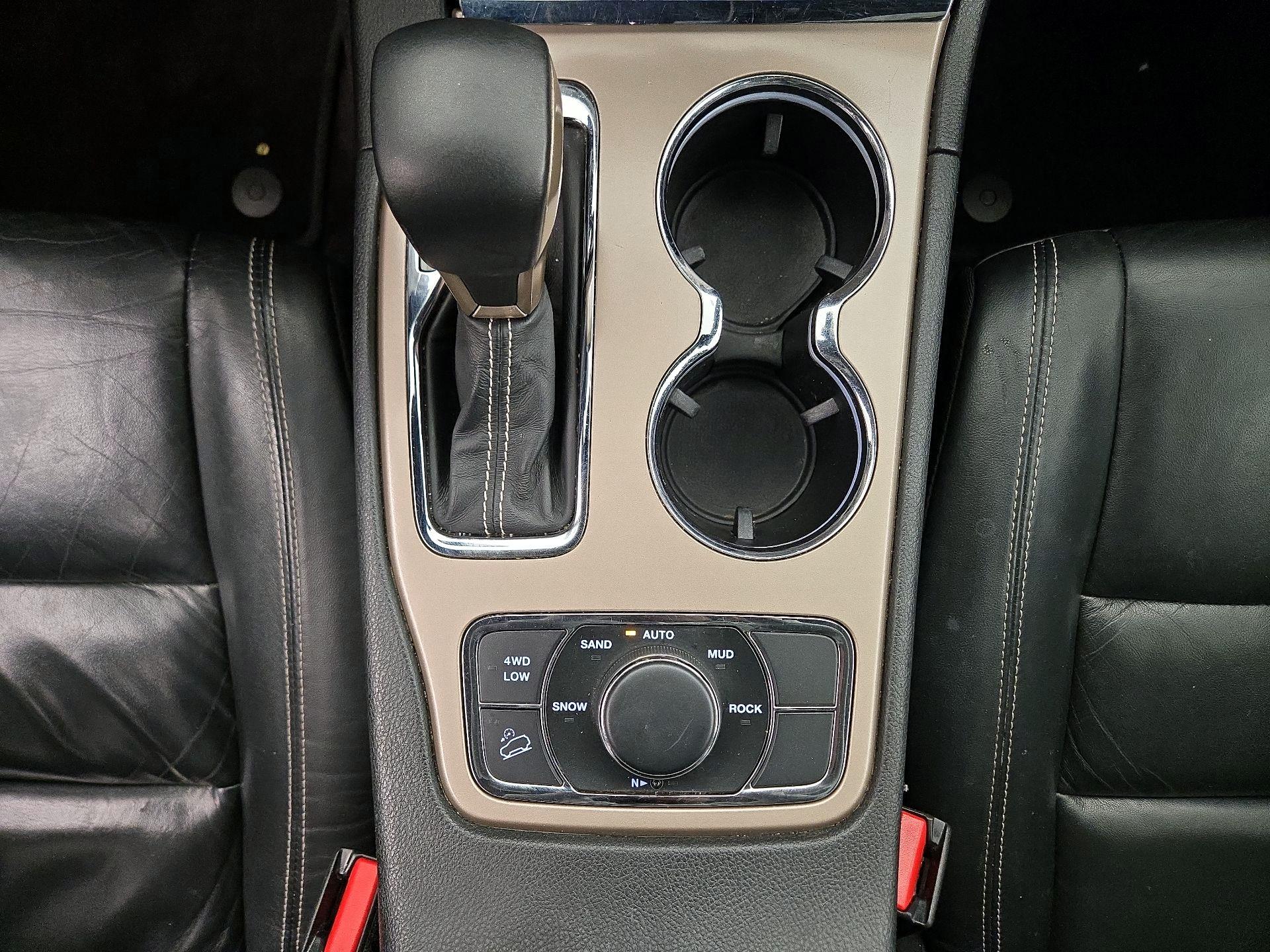 Thumbnail: 2017 Jeep Grand Cherokee - 18