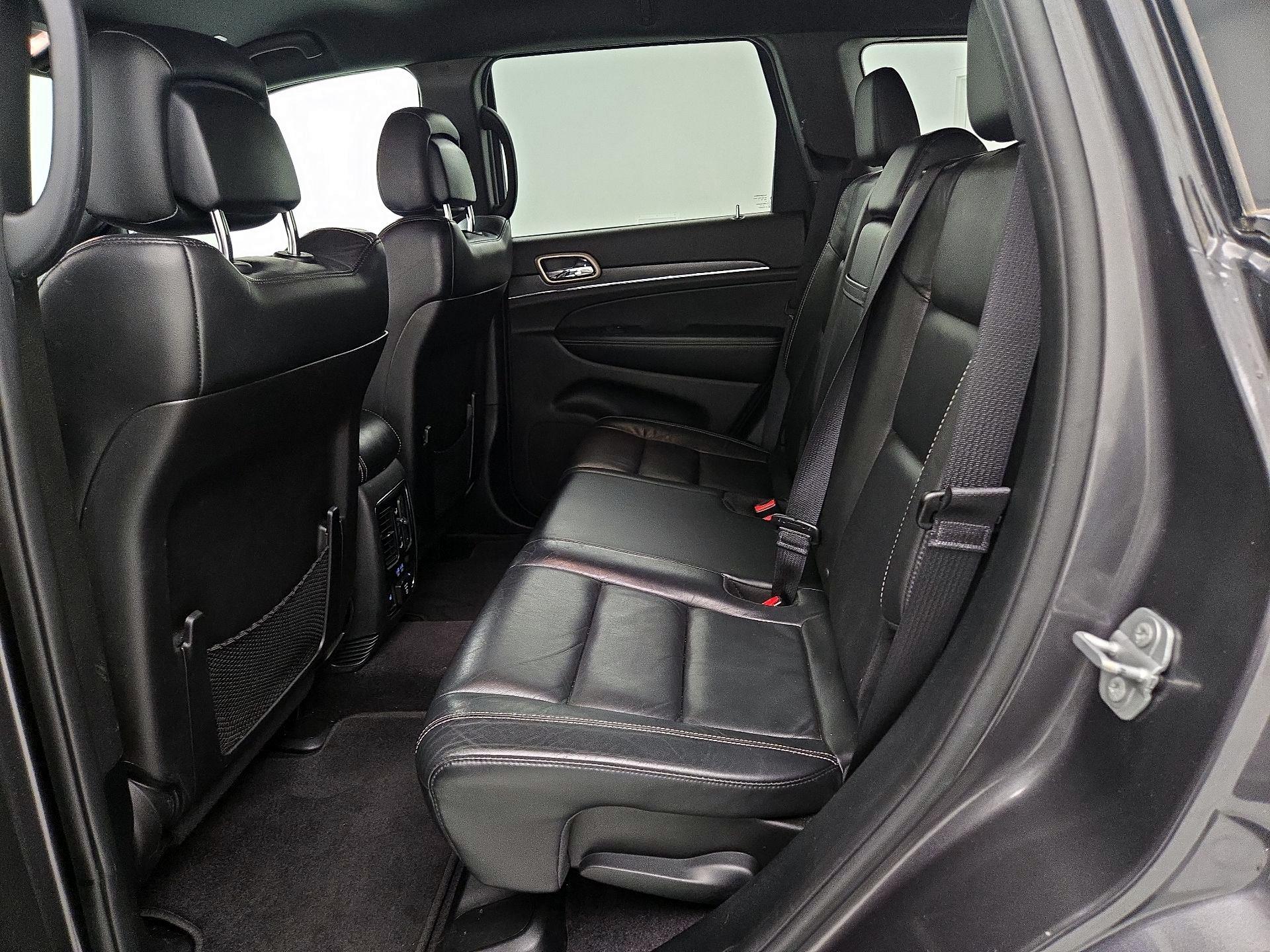 Thumbnail: 2017 Jeep Grand Cherokee - 20