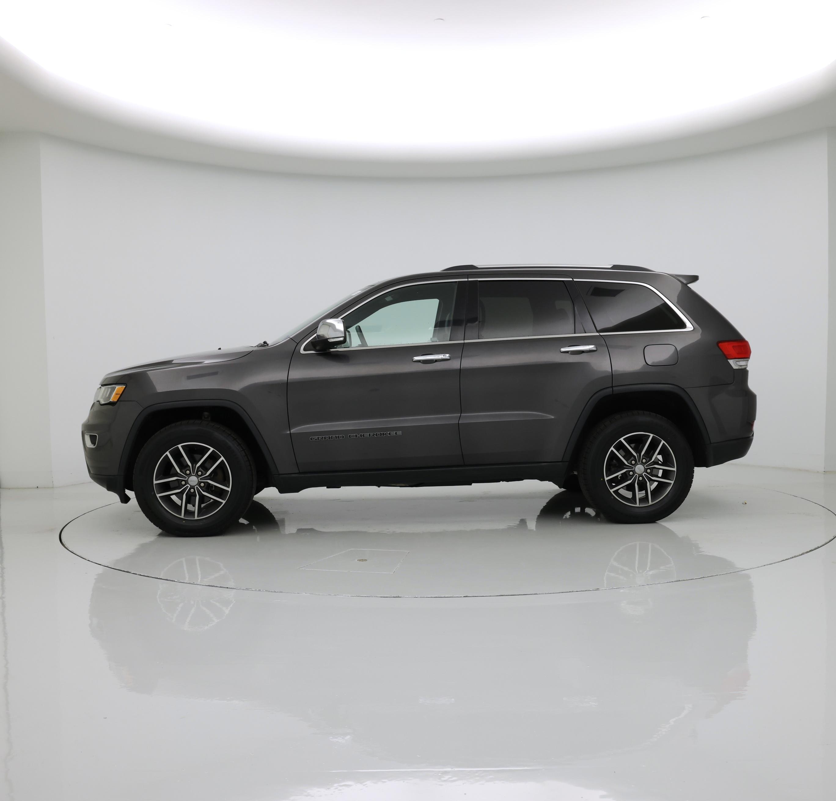 Thumbnail: 2017 Jeep Grand Cherokee - 3