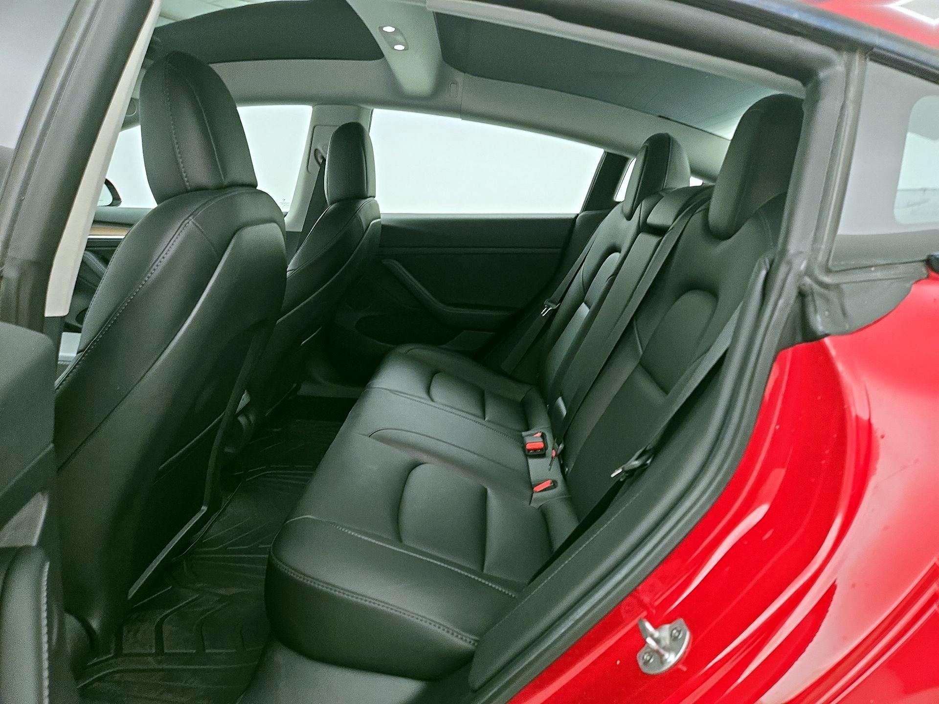 Thumbnail: 2021 Tesla Model 3 - 20