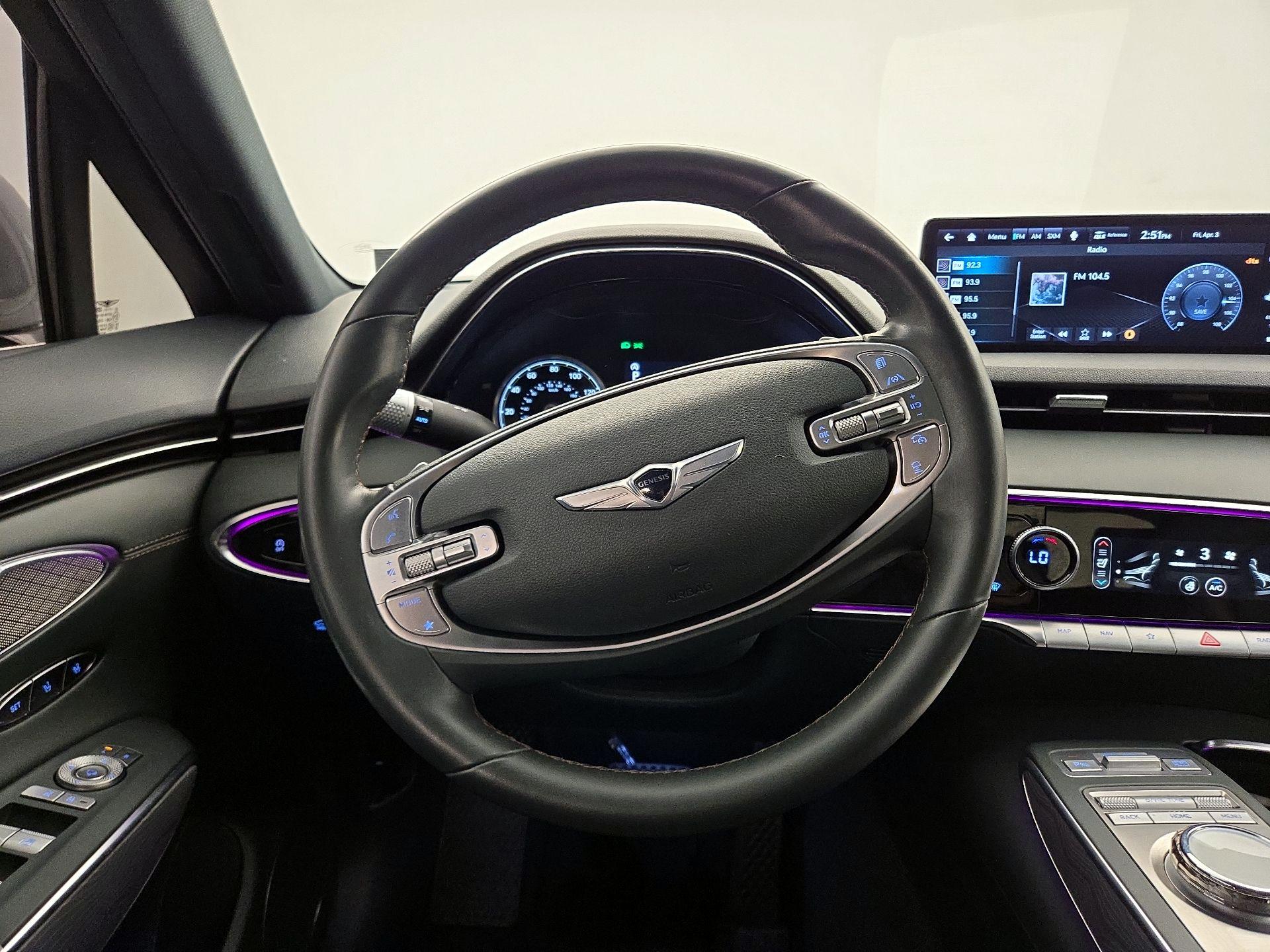 Thumbnail: 2023 Genesis GV70 - 10