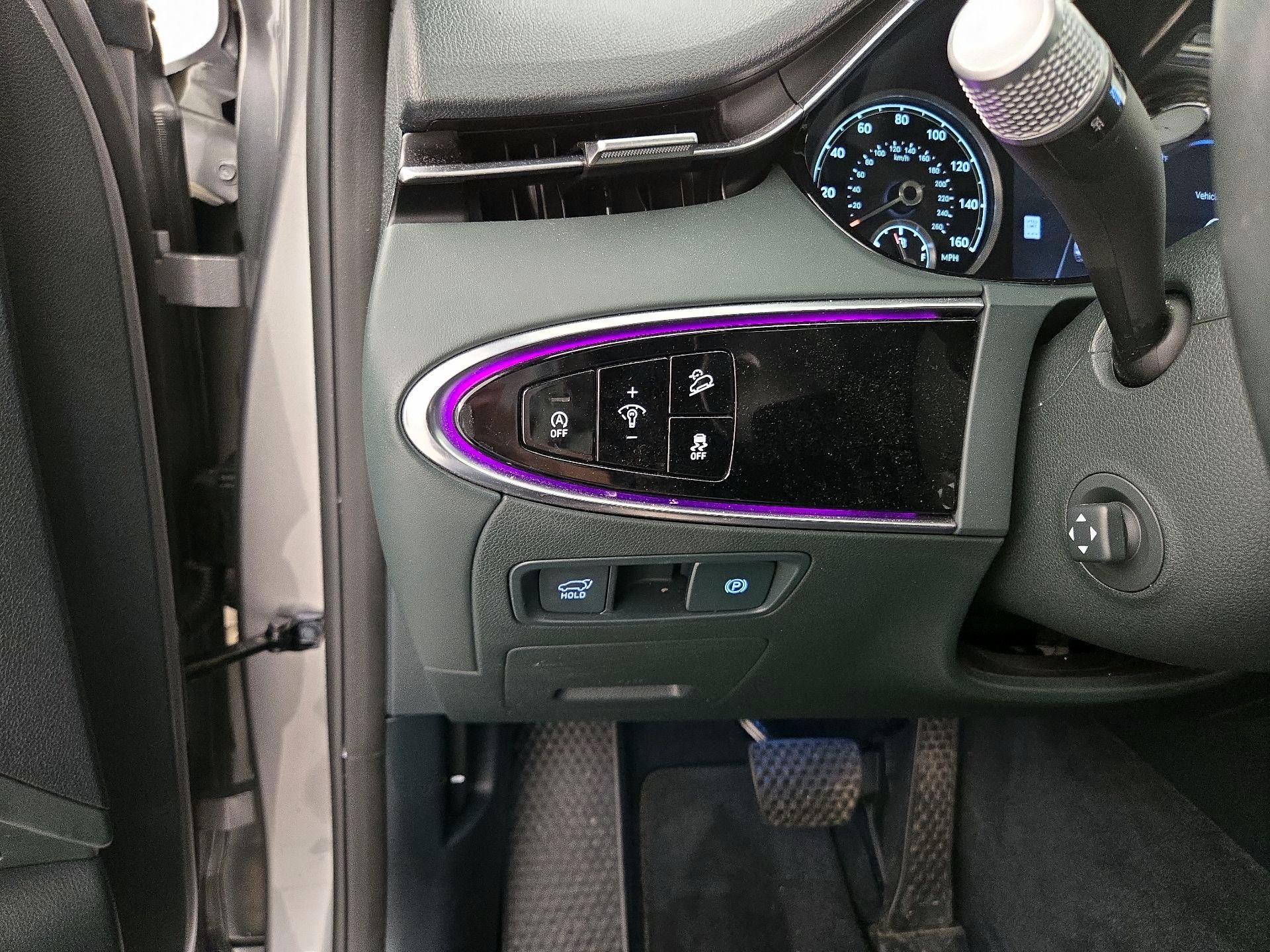 Thumbnail: 2023 Genesis GV70 - 13