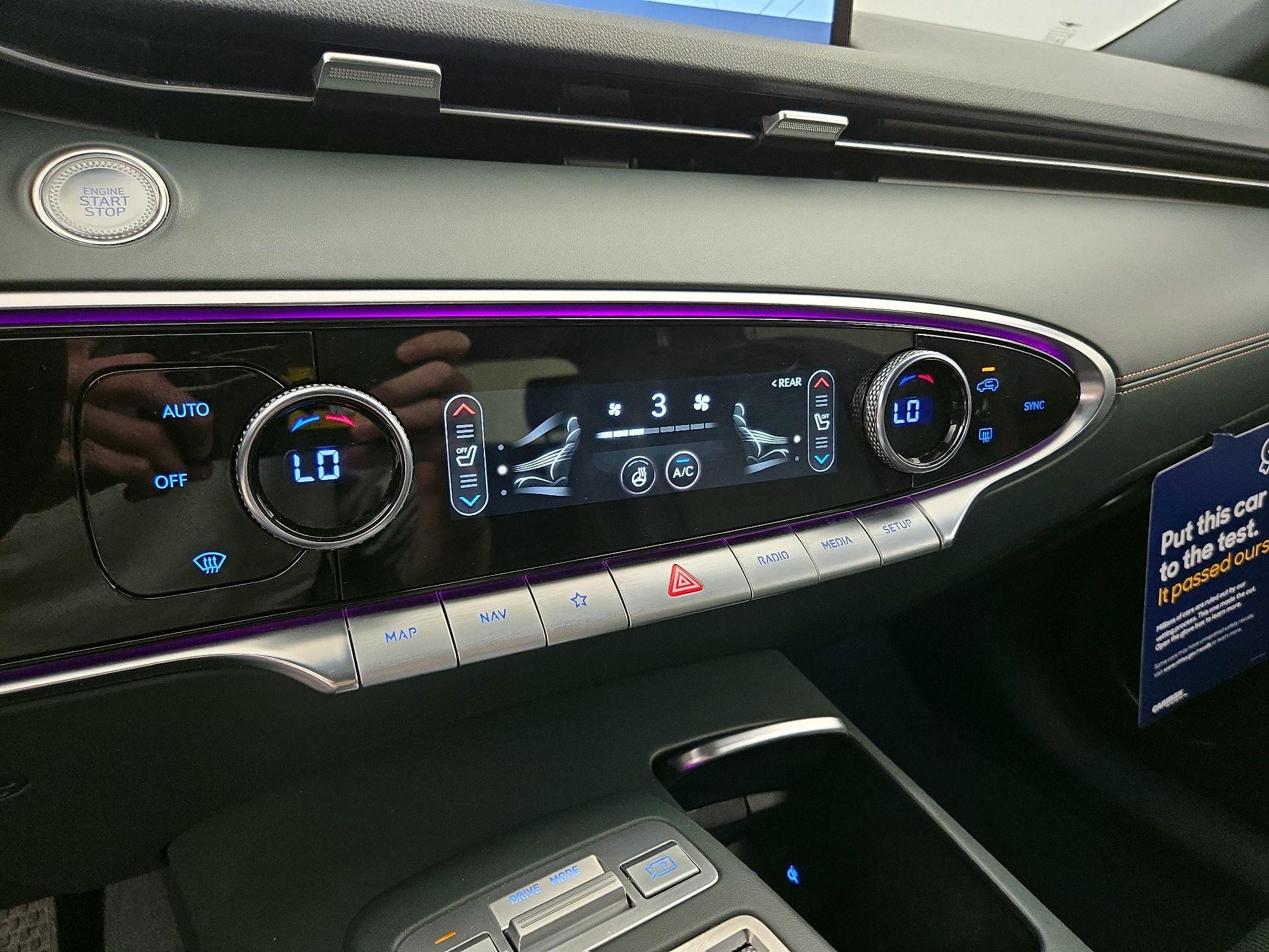 Thumbnail: 2023 Genesis GV70 - 17