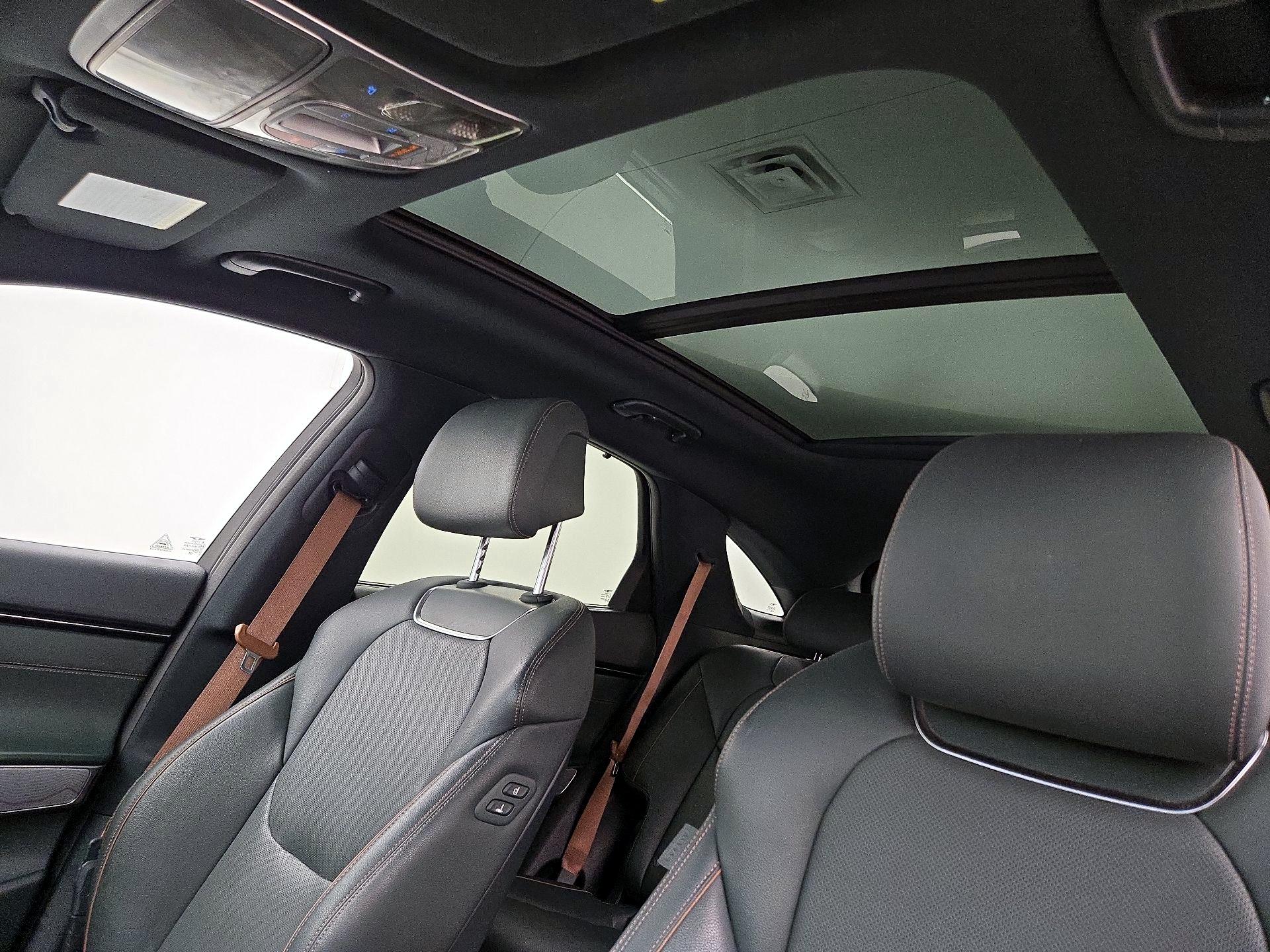 Thumbnail: 2023 Genesis GV70 - 20