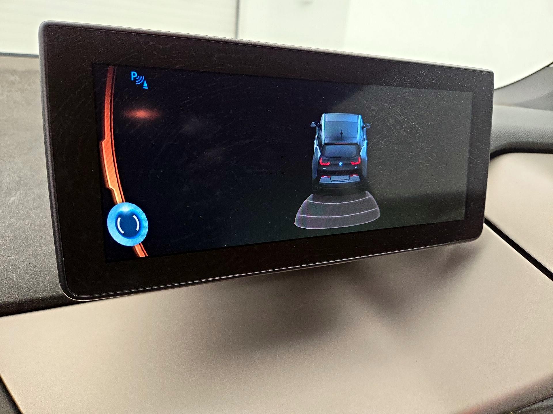 Thumbnail: 2016 BMW i3 - 15
