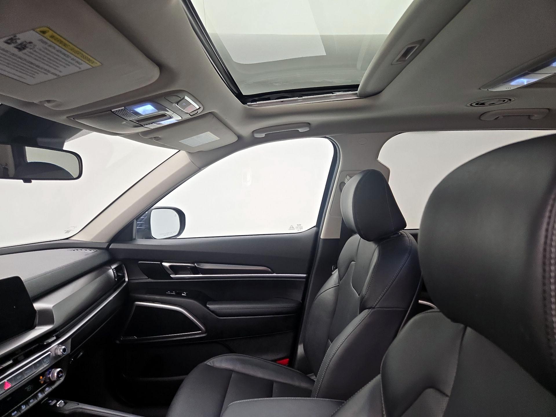 Thumbnail: 2023 Kia Telluride - 20