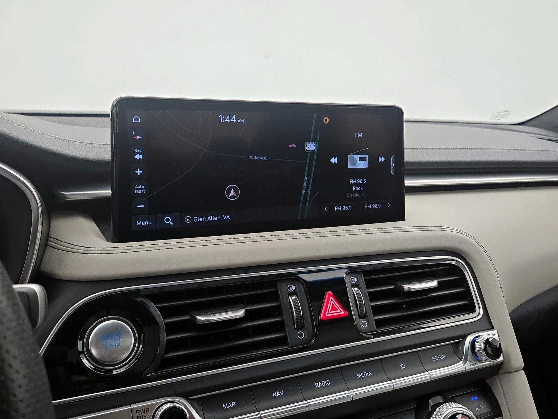 Thumbnail: 2022 Genesis G70 - 14