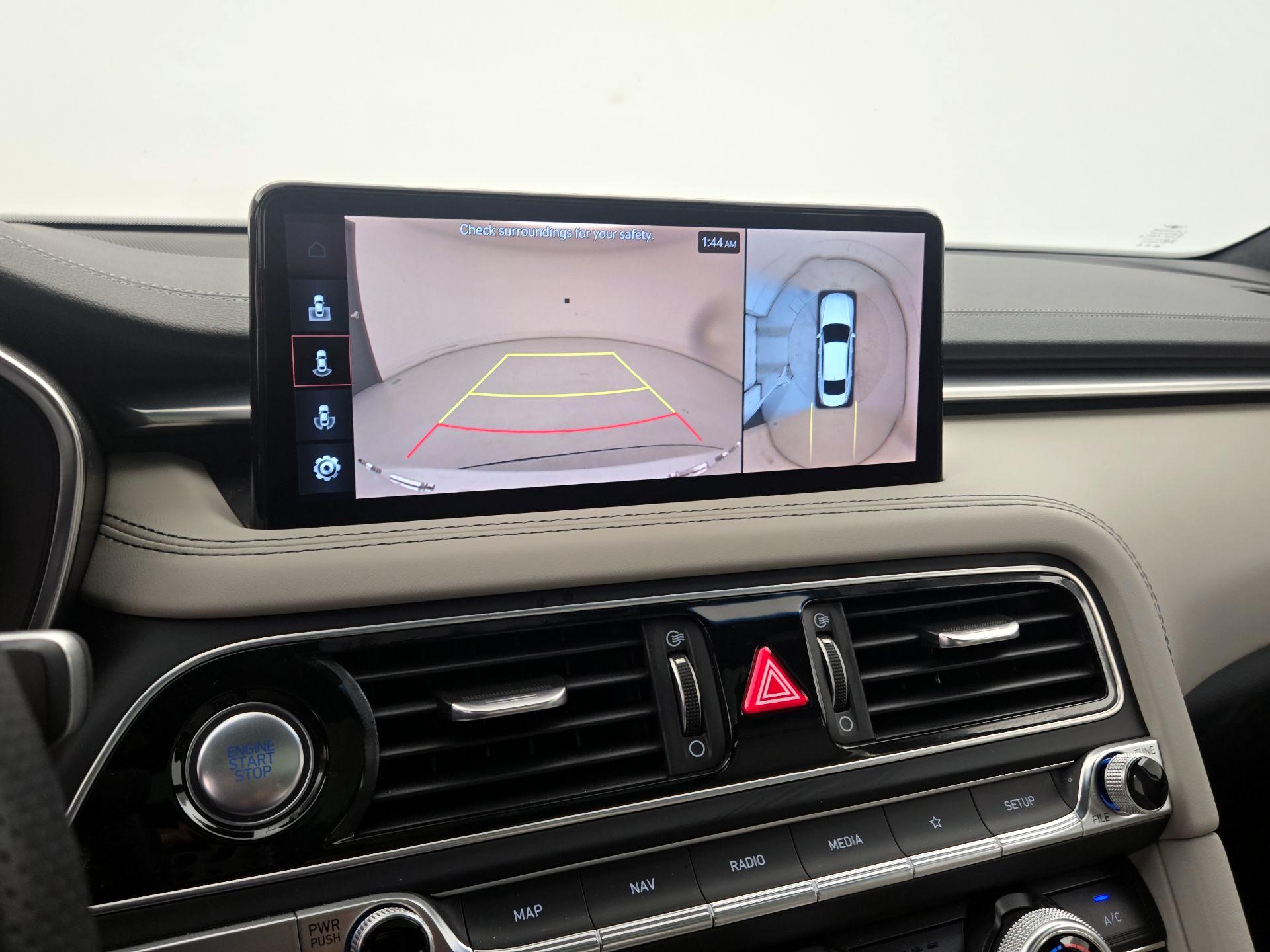 Thumbnail: 2022 Genesis G70 - 15