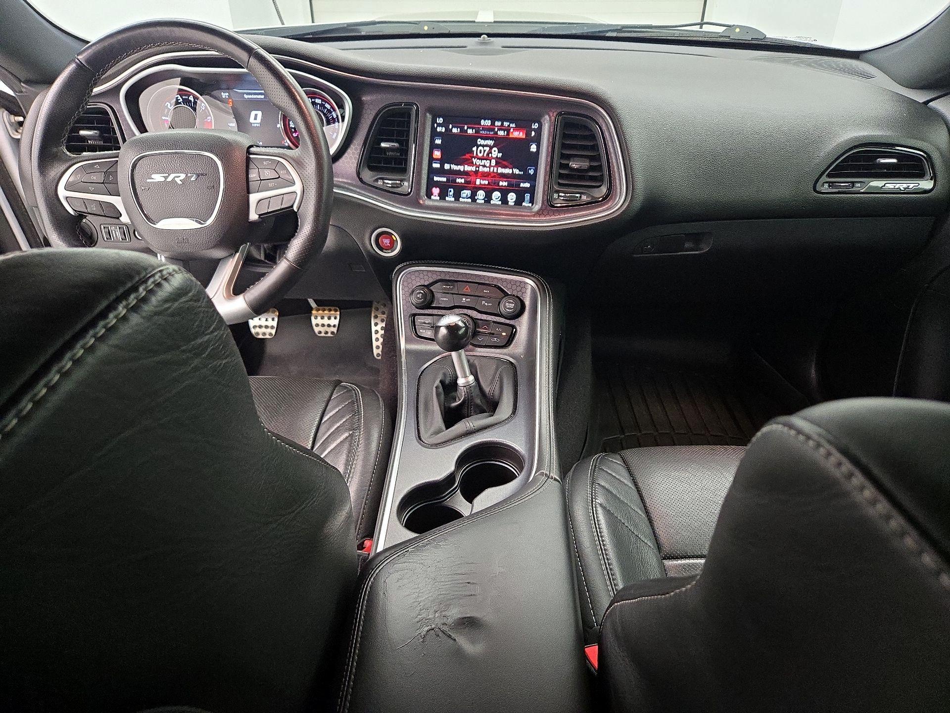 Thumbnail: 2016 Dodge Challenger - 9