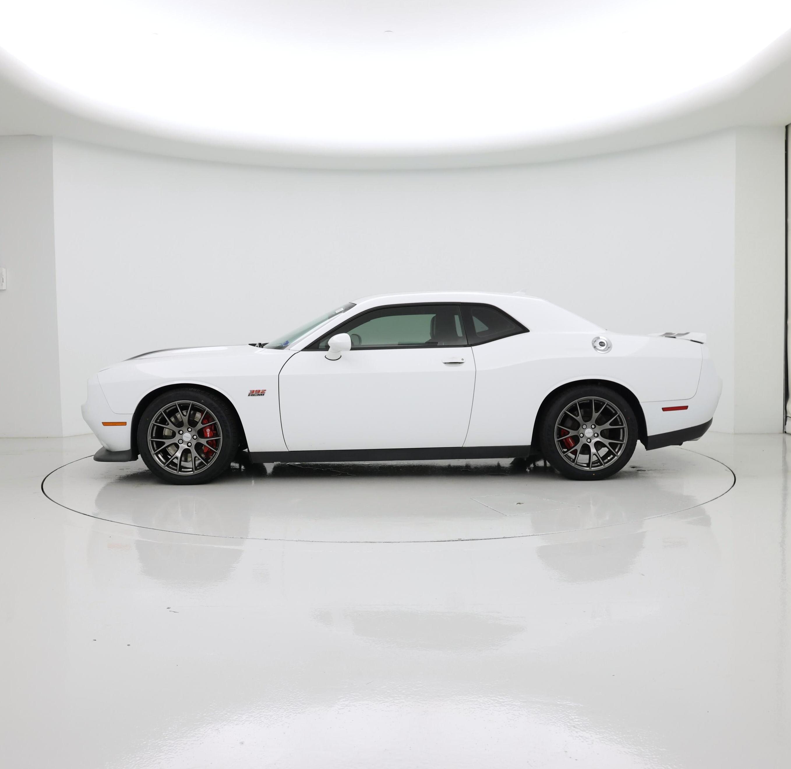 Thumbnail: 2016 Dodge Challenger - 3