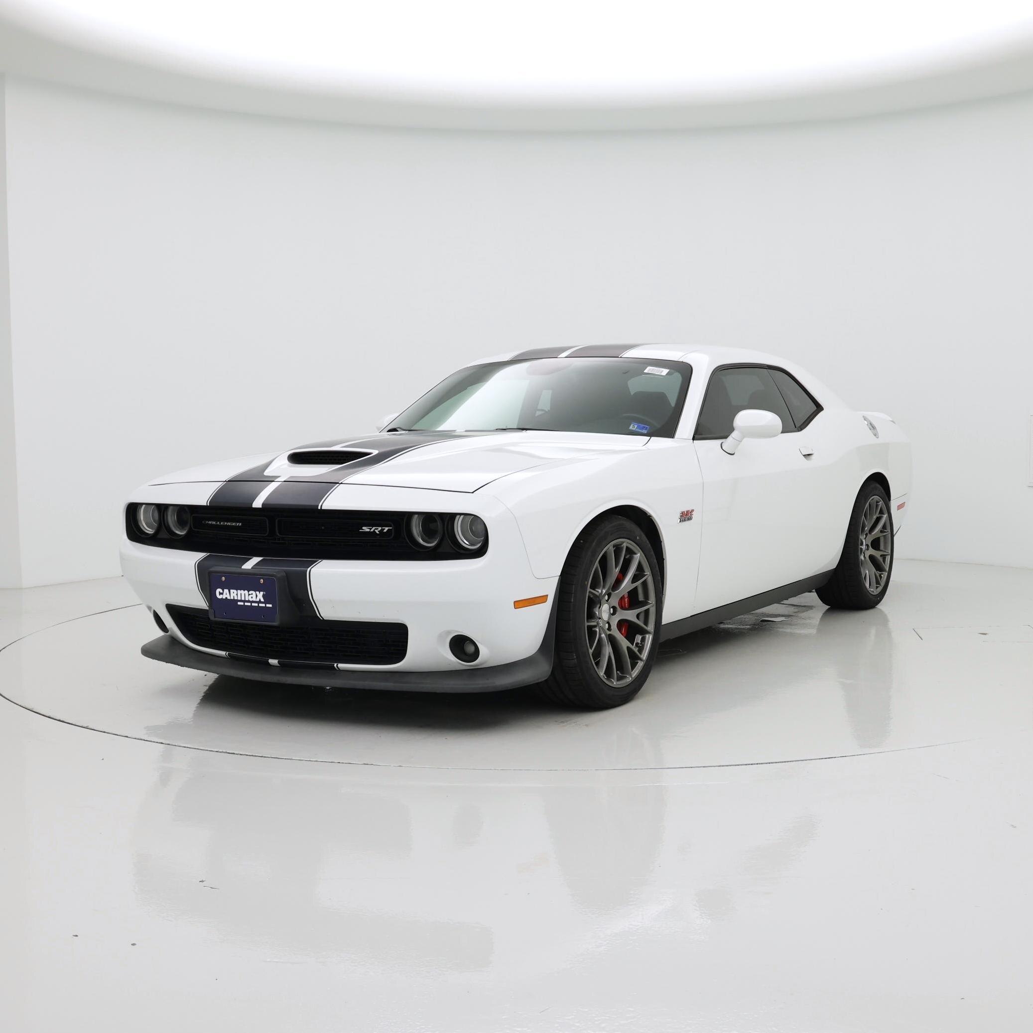 Thumbnail: 2016 Dodge Challenger - 4