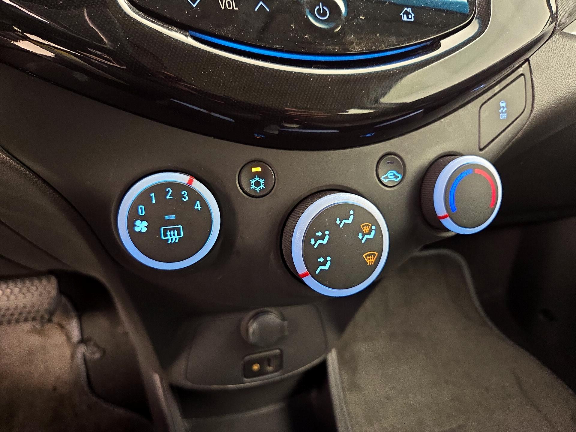 Thumbnail: 2014 Chevrolet Spark - 15