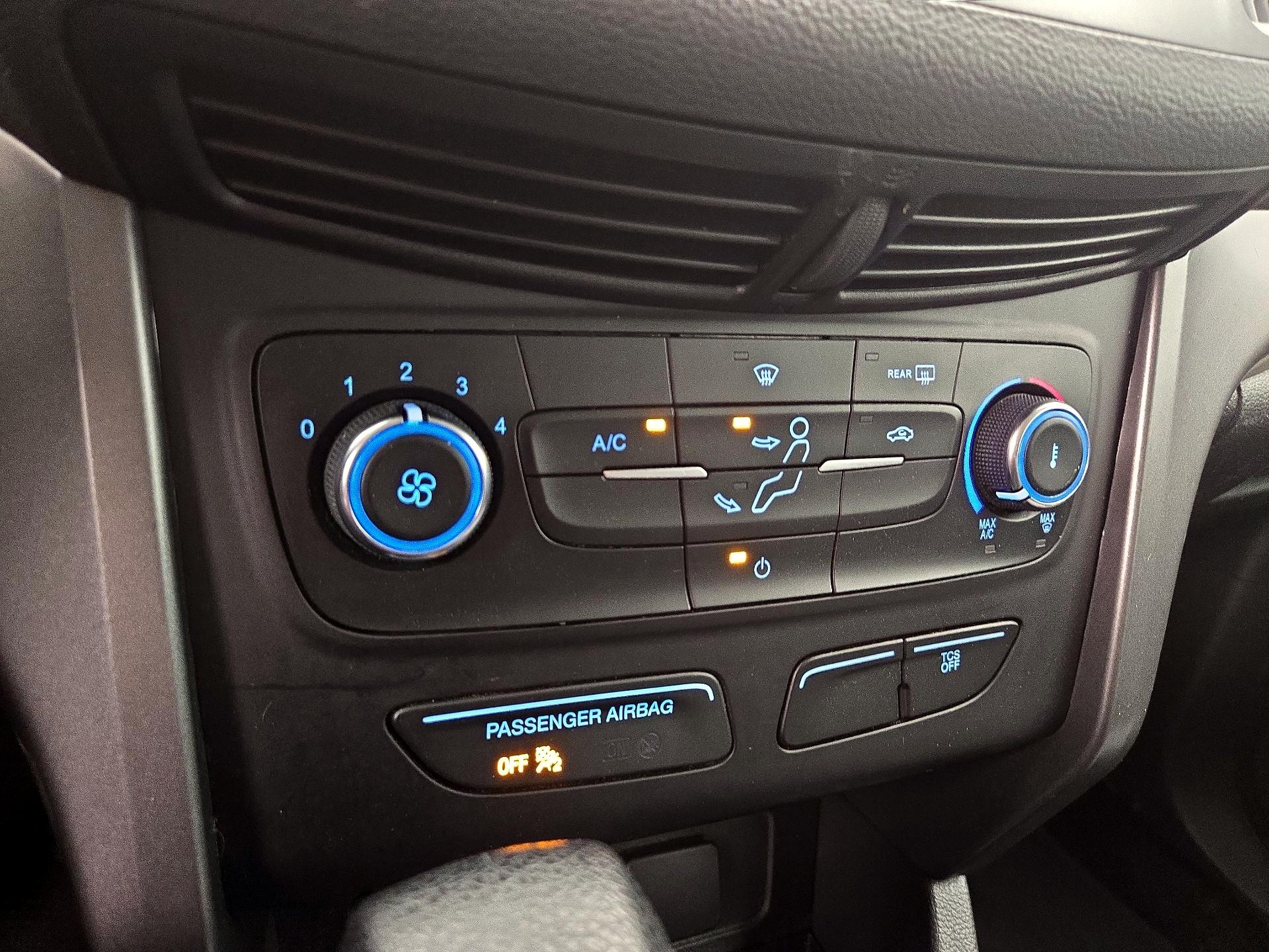 Thumbnail: 2017 Ford Escape - 16