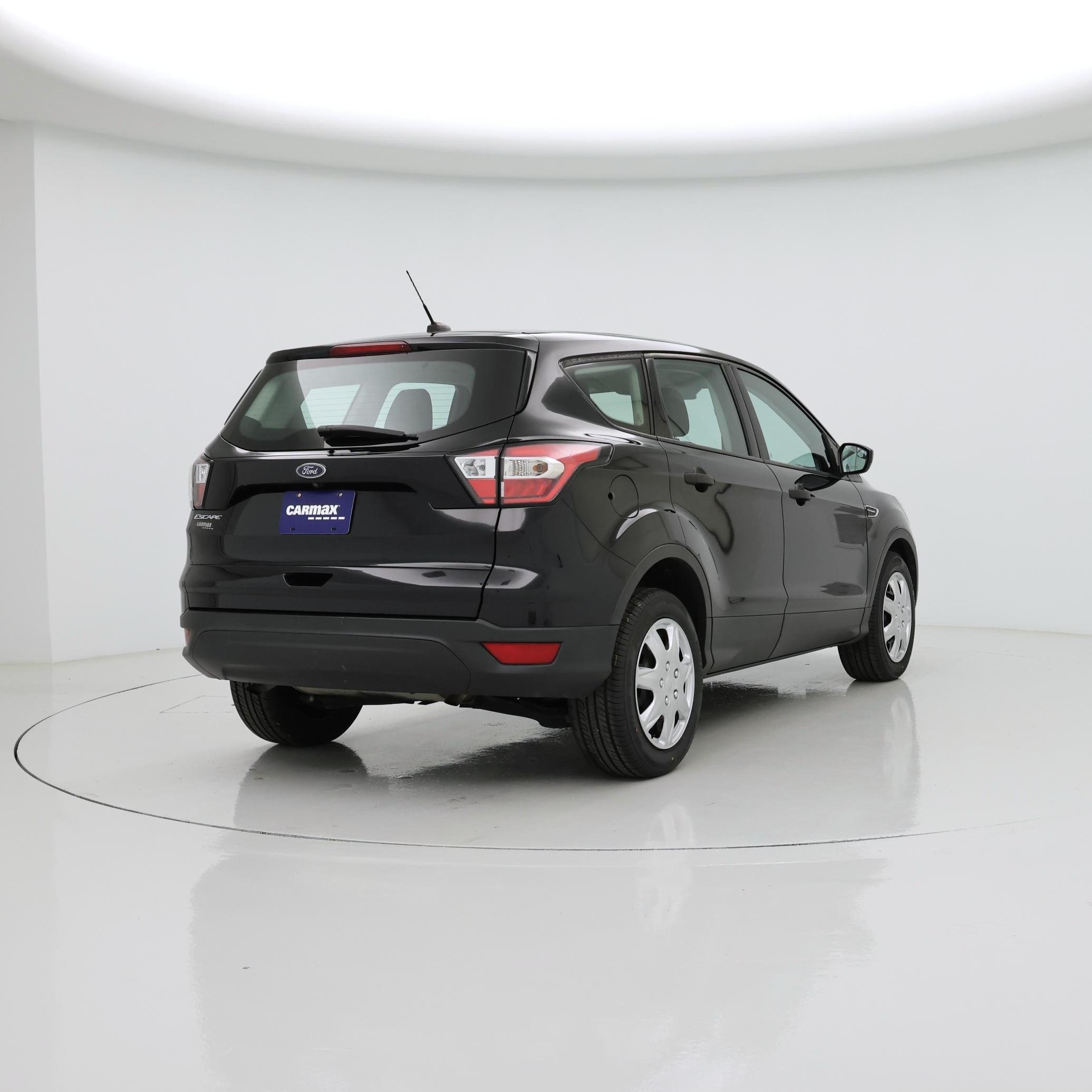 Thumbnail: 2017 Ford Escape - 8