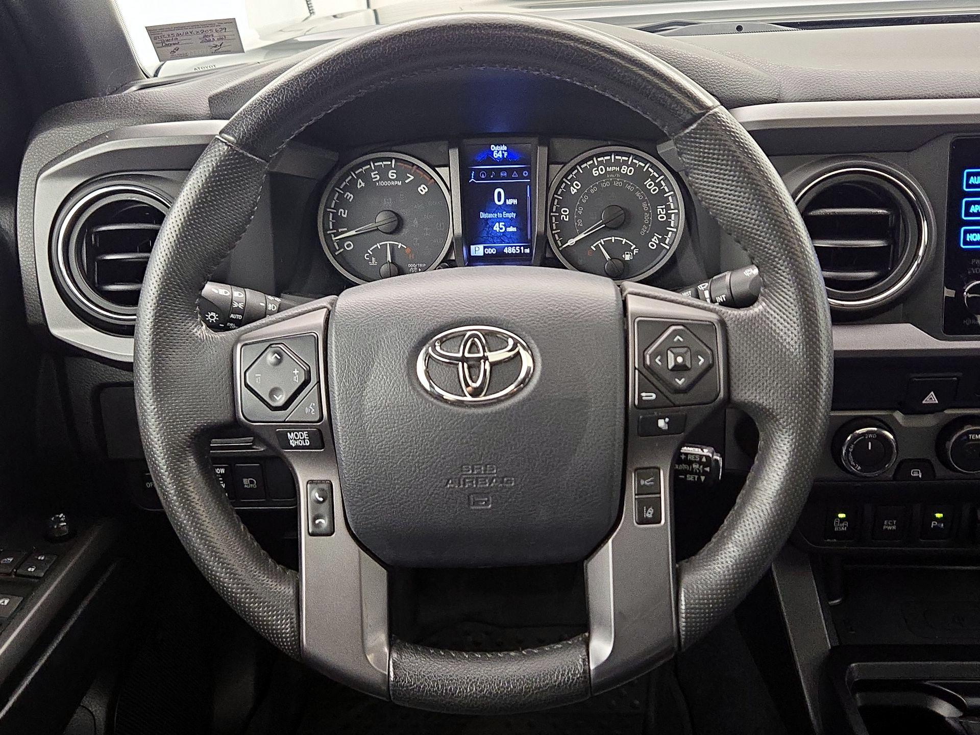 Thumbnail: 2019 Toyota Tacoma - 10