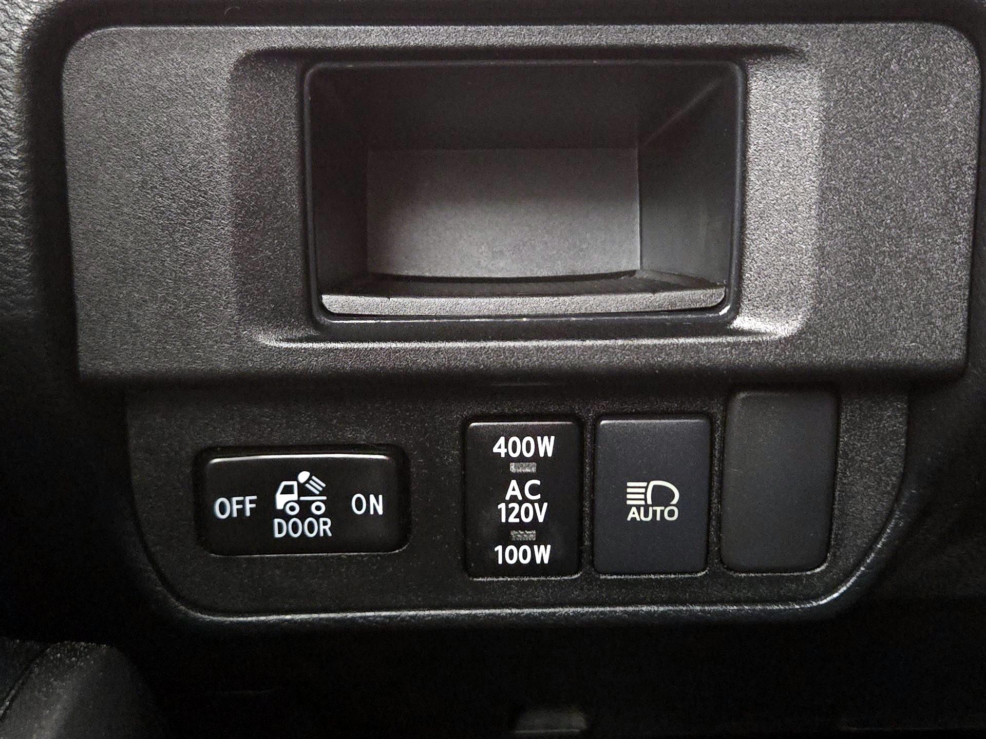 Thumbnail: 2019 Toyota Tacoma - 13