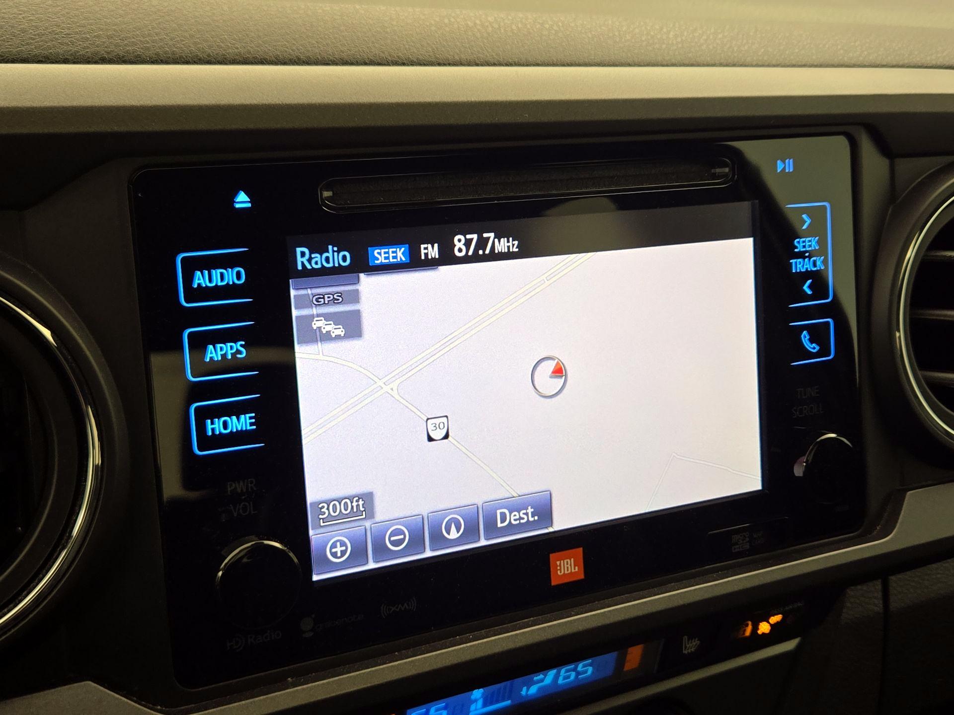 Thumbnail: 2019 Toyota Tacoma - 14