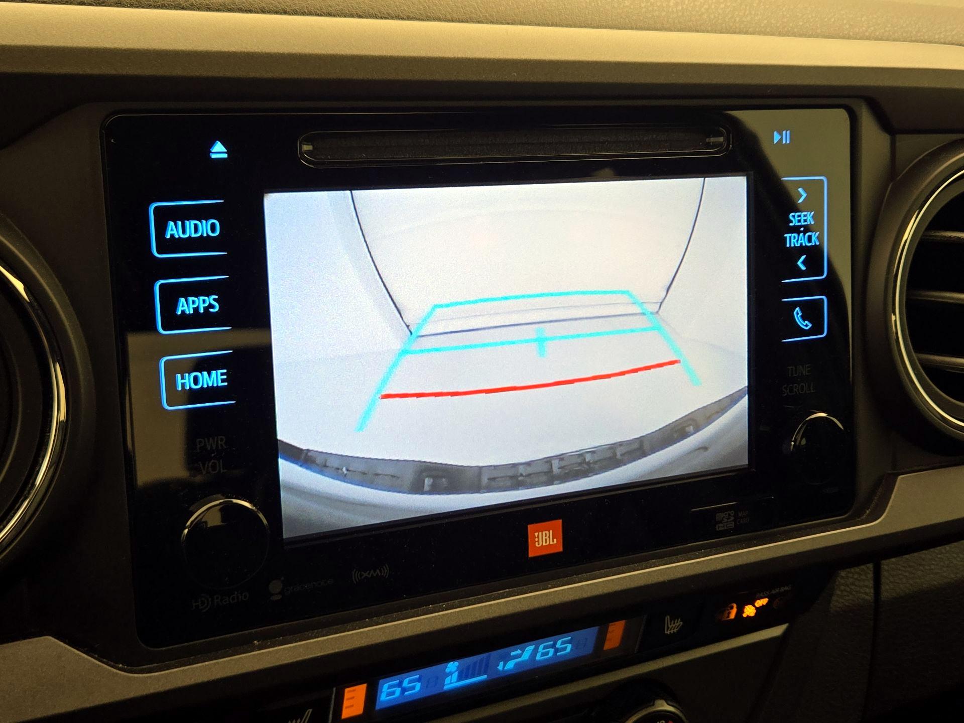 Thumbnail: 2019 Toyota Tacoma - 15