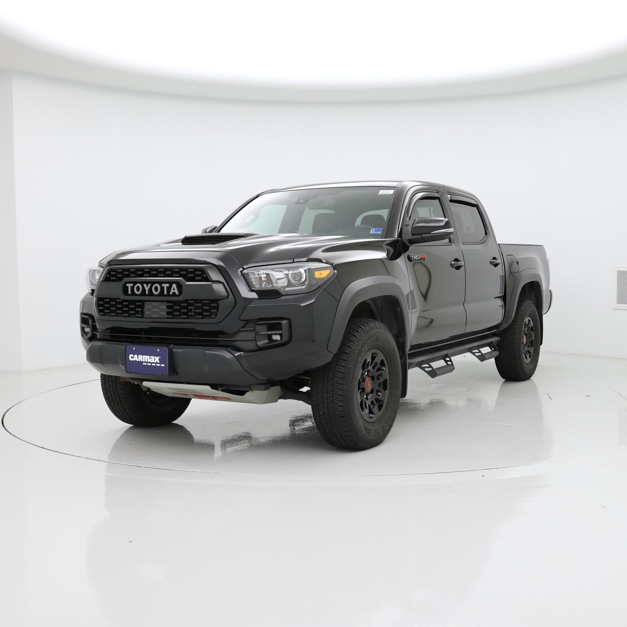 Thumbnail: 2019 Toyota Tacoma - 4