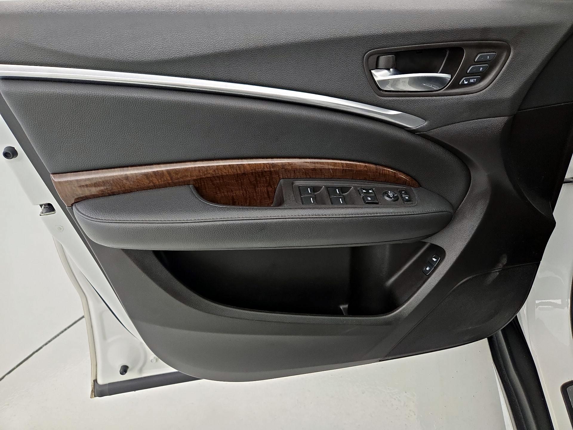 Thumbnail: 2019 Acura MDX - 12