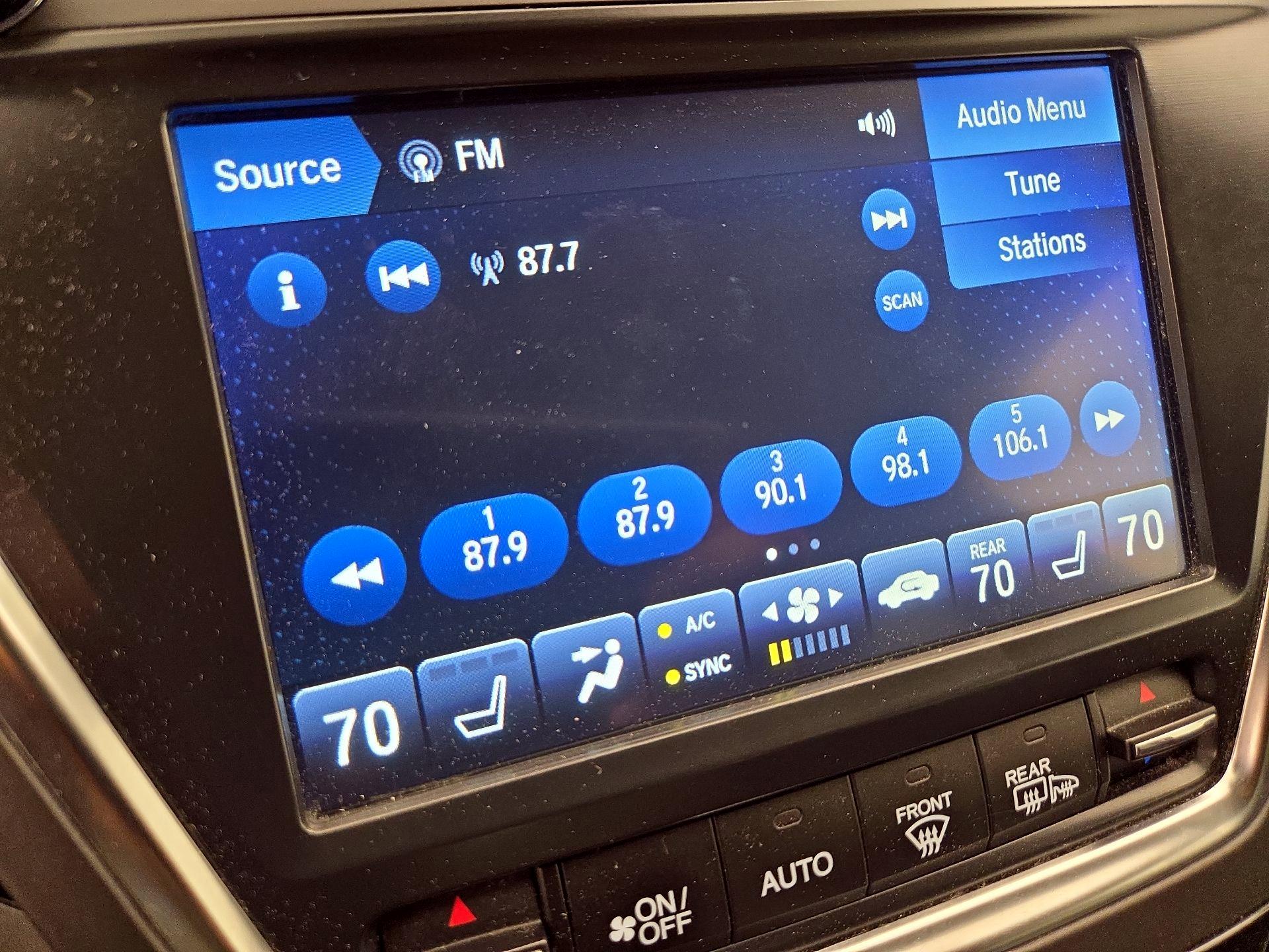 Thumbnail: 2019 Acura MDX - 14